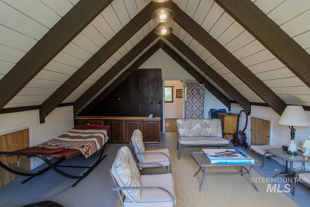 4 Ogburn Lane, Cascade, Idaho 83611, 1 Bedroom, 1 Bathroom, Residential For Sale, Price $419,000, 98918445