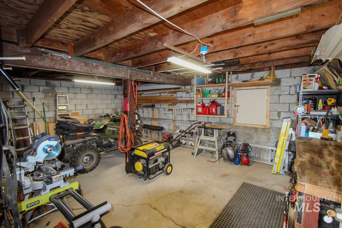 4 Ogburn Lane, Cascade, Idaho 83611, 1 Bedroom, 1 Bathroom, Residential For Sale, Price $419,000, 98918445