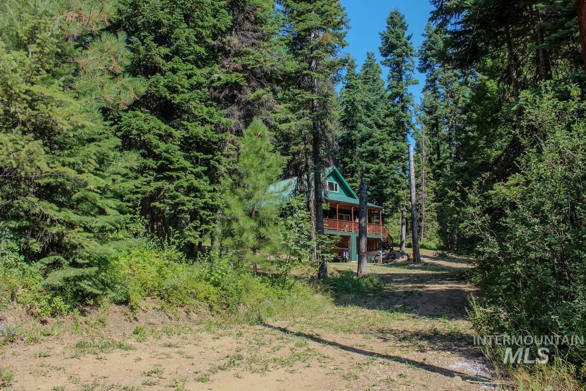 4 Ogburn Lane, Cascade, Idaho 83611, 1 Bedroom, 1 Bathroom, Residential For Sale, Price $419,000, 98918445