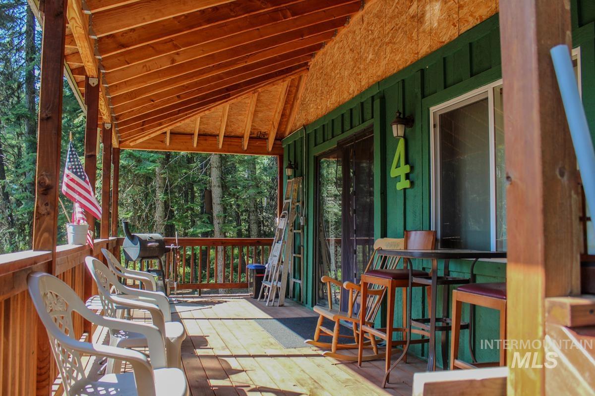 4 Ogburn Lane, Cascade, Idaho 83611, 1 Bedroom, 1 Bathroom, Residential For Sale, Price $419,000, 98918445