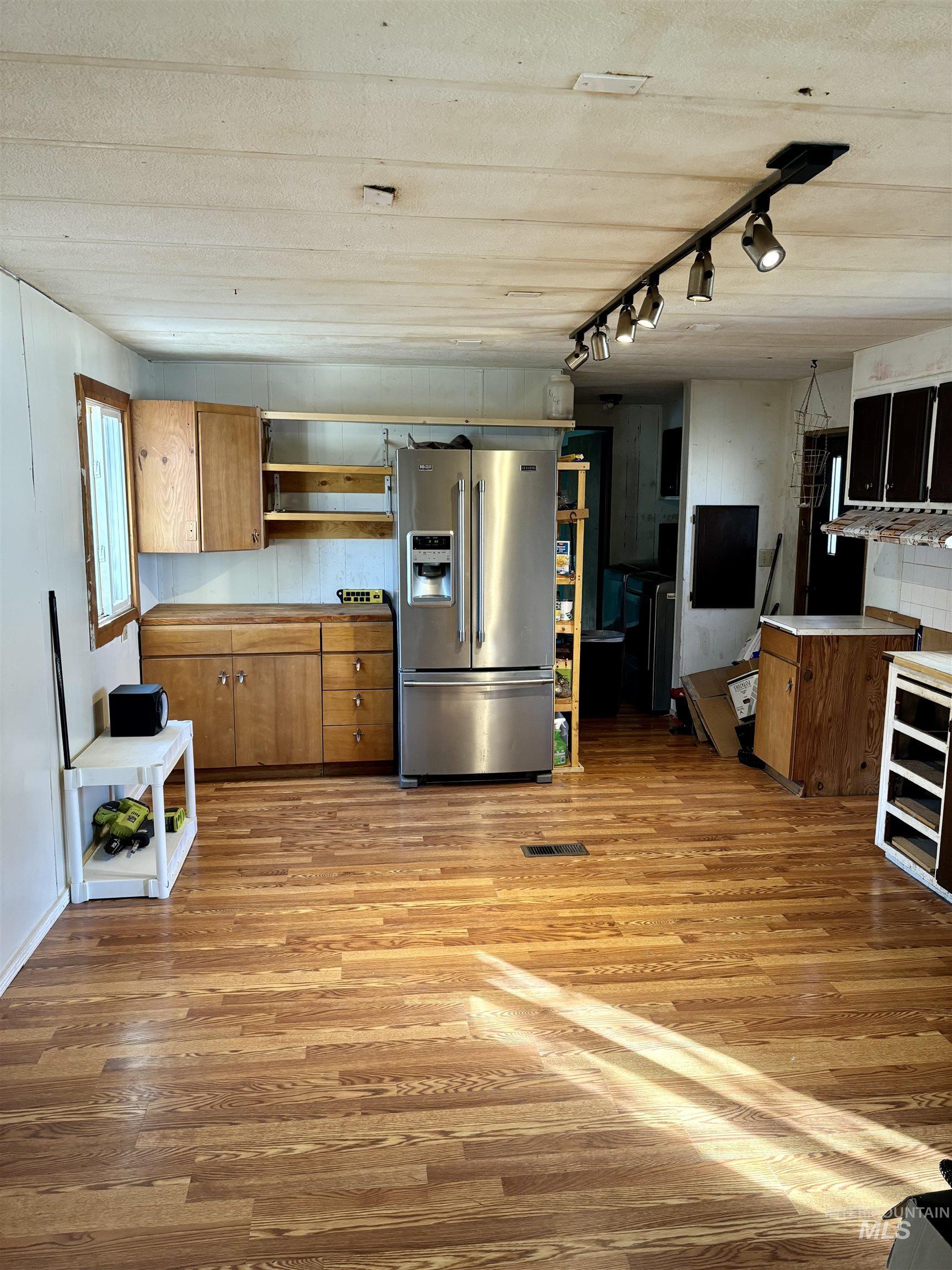 411 N Almon, Moscow, Idaho 83843, 3 Bedrooms, 2 Bathrooms, Residential For Sale, Price $30,000, 98919012