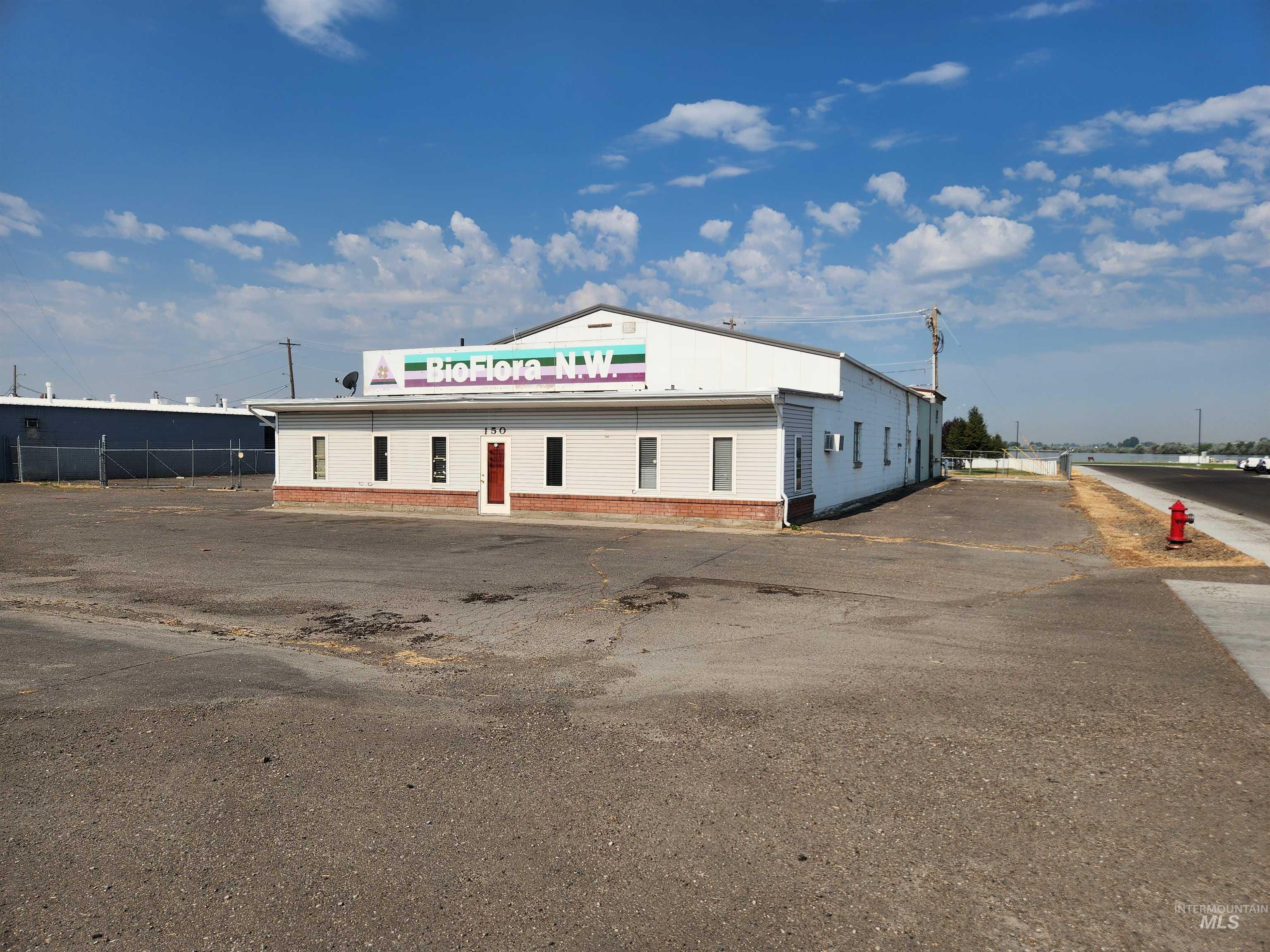 150 Overland Ave, Burley, Idaho 83318-1021, Business/Commercial For Sale, Price $73,200, 98919072