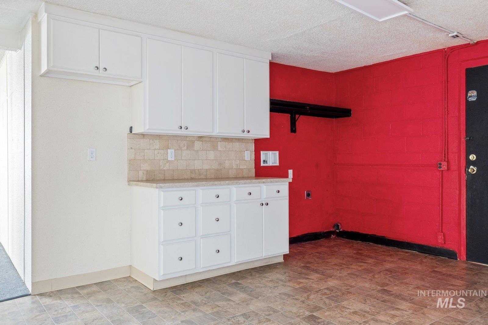 410 N Kimball Ave, Caldwell, Idaho 83605, 3 Bedrooms, Business/Commercial For Sale, Price $599,000,MLS 98919286