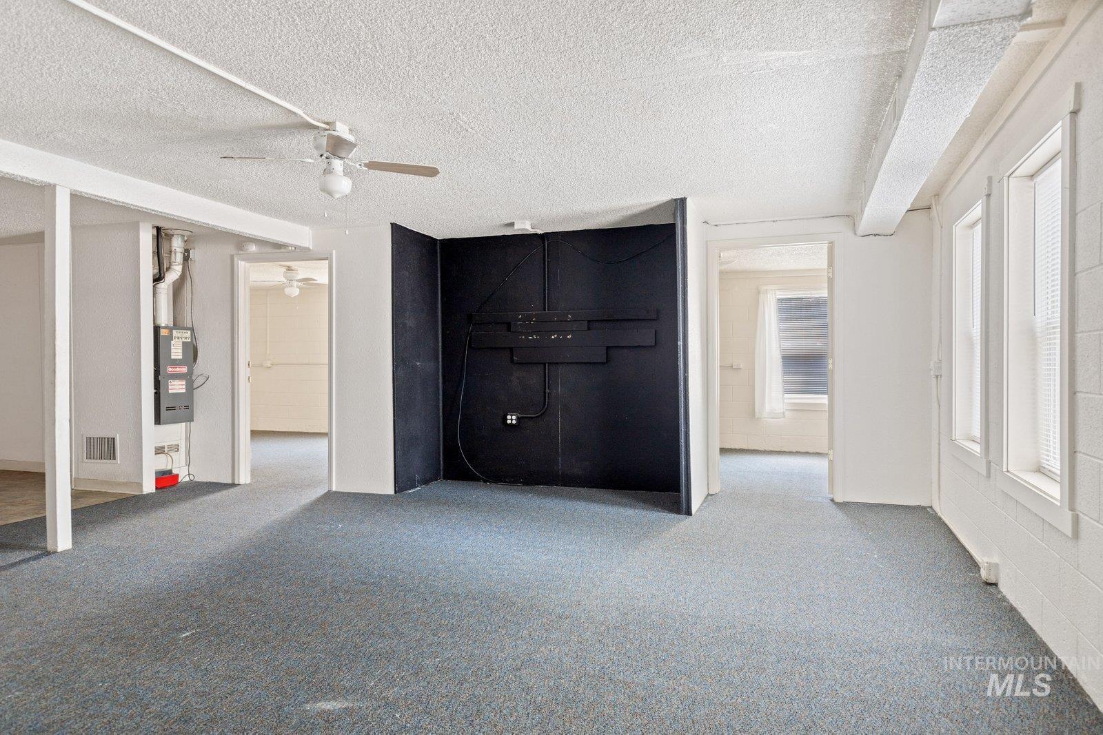 410 N Kimball Ave, Caldwell, Idaho 83605, 3 Bedrooms, Business/Commercial For Sale, Price $599,000,MLS 98919286