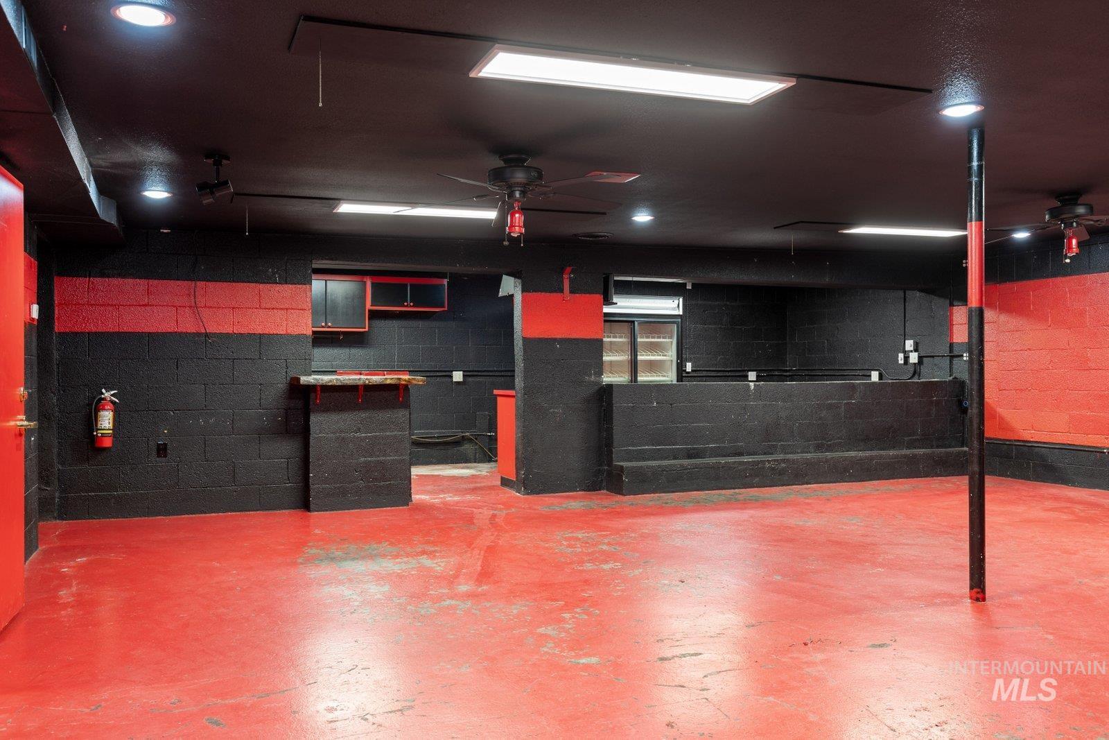 410 N Kimball Ave, Caldwell, Idaho 83605, 3 Bedrooms, Business/Commercial For Sale, Price $599,000,MLS 98919286