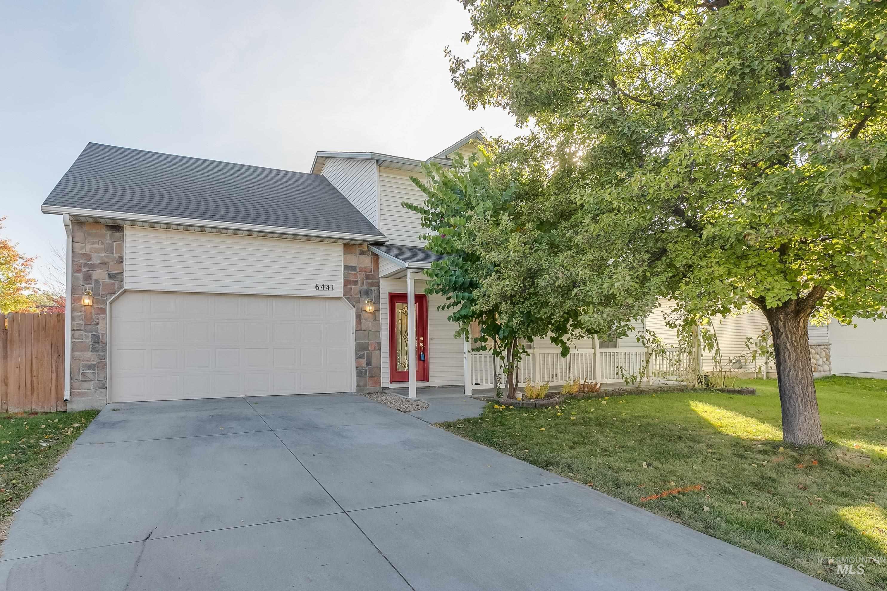 6441 E Shellbrook Dr, Nampa, Idaho 83687, 5 Bedrooms, 2.5 Bathrooms, Residential Income For Sale, Price $385,000,MLS 98919673