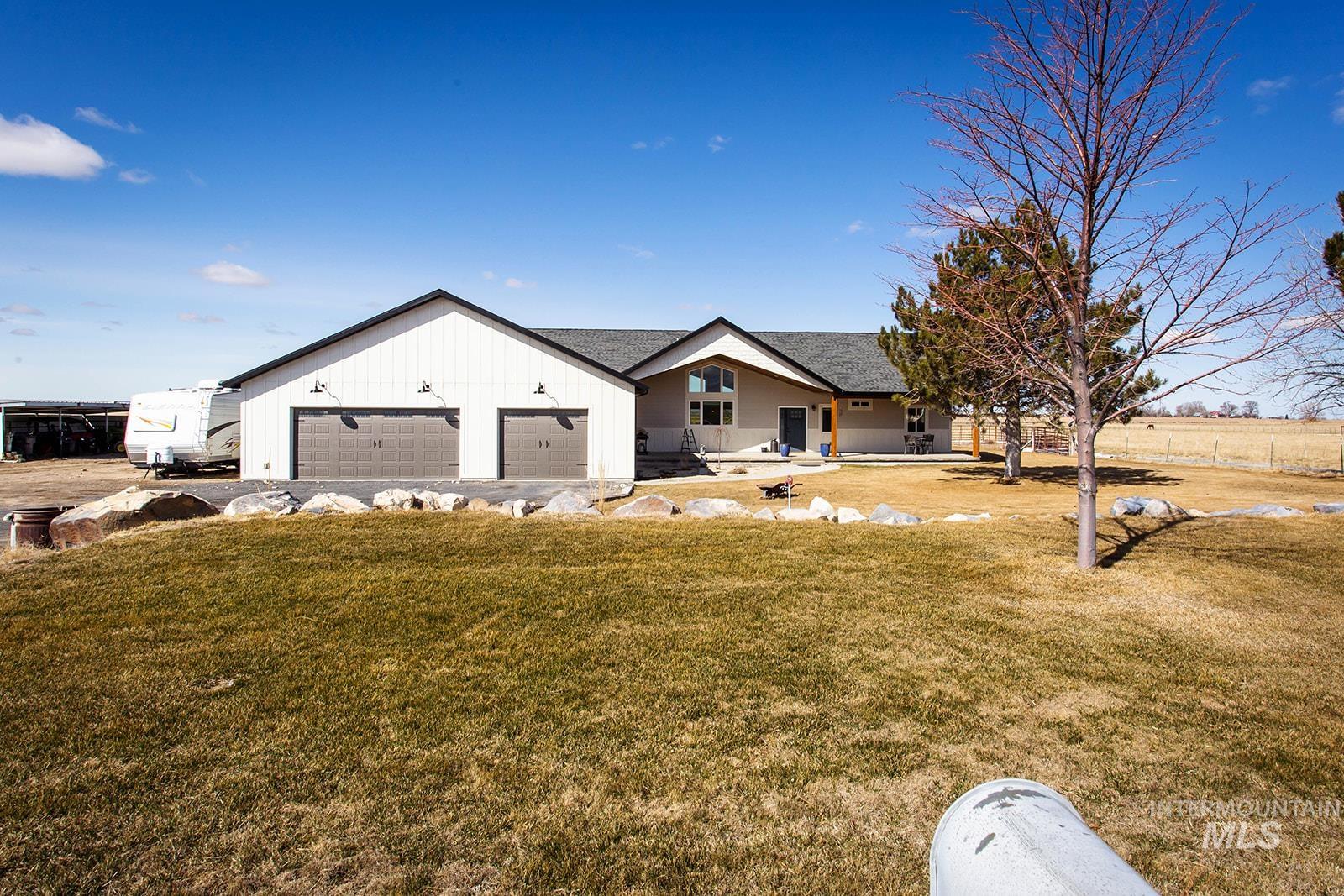 3509 N 1800 E, Buhl, Idaho 83316, 4 Bedrooms, 2 Bathrooms, Farm & Ranch For Sale, Price $865,000,MLS 98919861