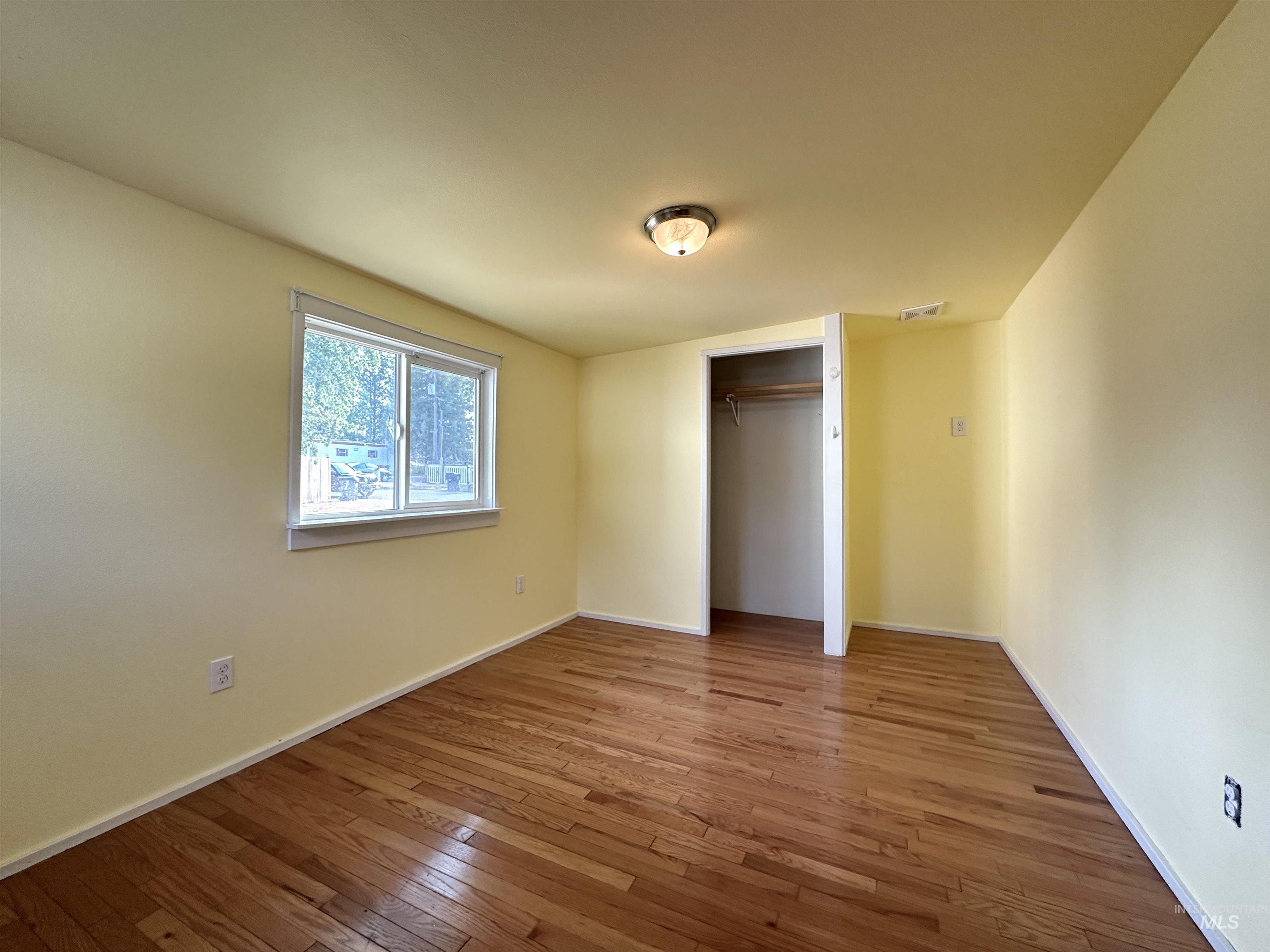 913 Palouse River Dr. #25, Moscow, Idaho 83843, 3 Bedrooms, 1 Bathroom, Residential For Sale, Price $36,000, 98919878