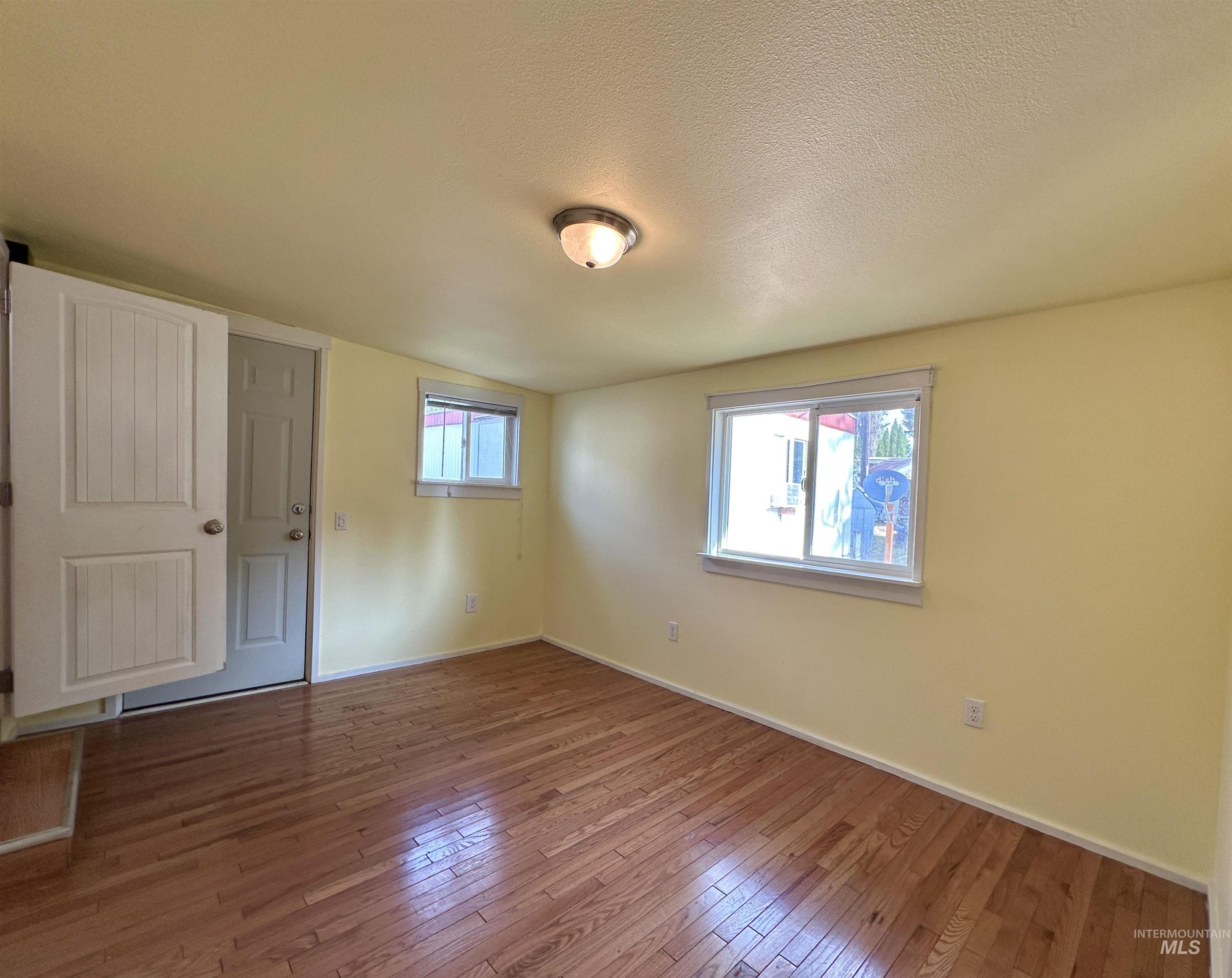 913 Palouse River Dr. #25, Moscow, Idaho 83843, 3 Bedrooms, 1 Bathroom, Residential For Sale, Price $36,000, 98919878