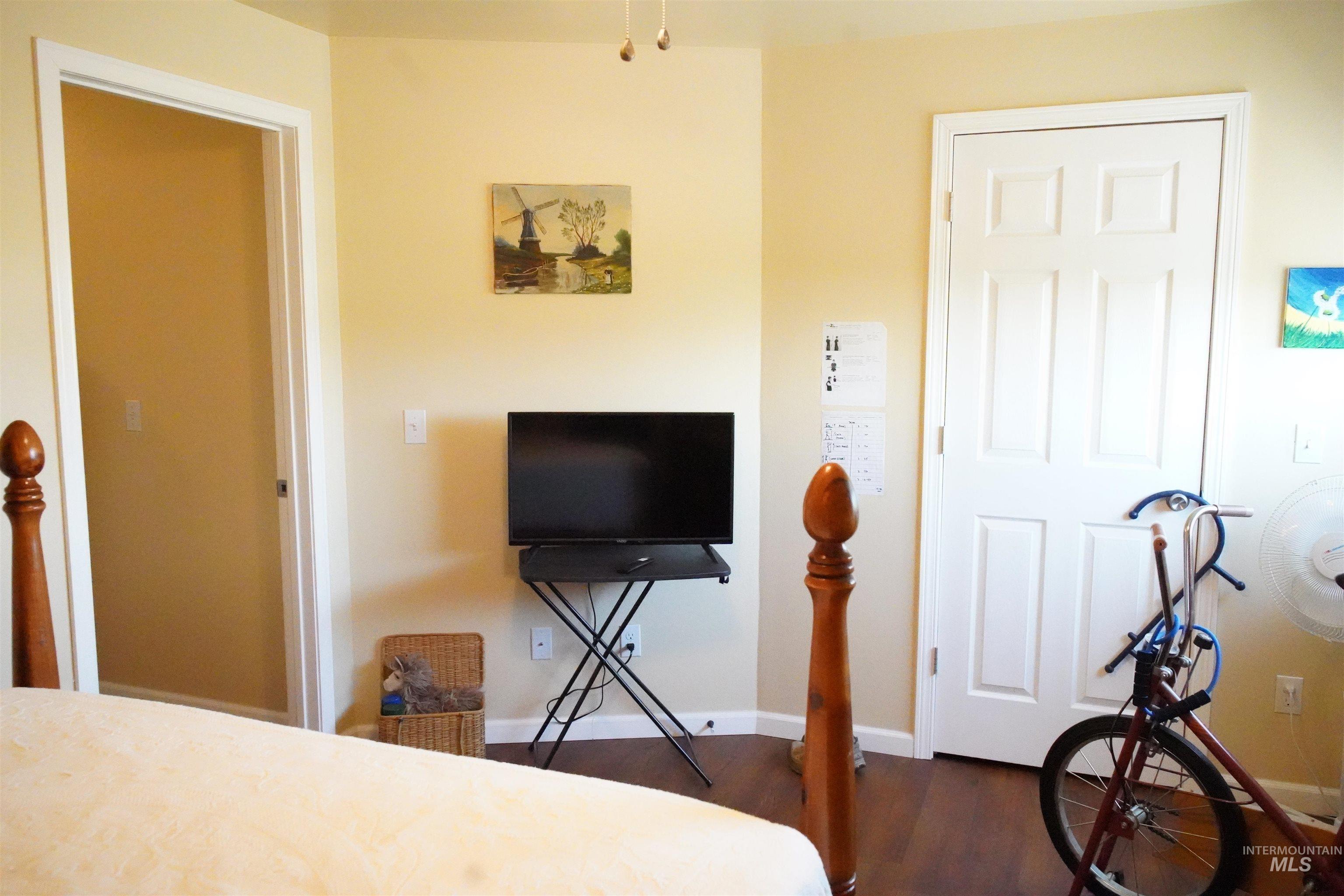 120 W Main Street, Craigmont, Idaho 83523, 2 Bedrooms, 1 Bathroom, Residential Income For Sale, Price $219,000, 98919885