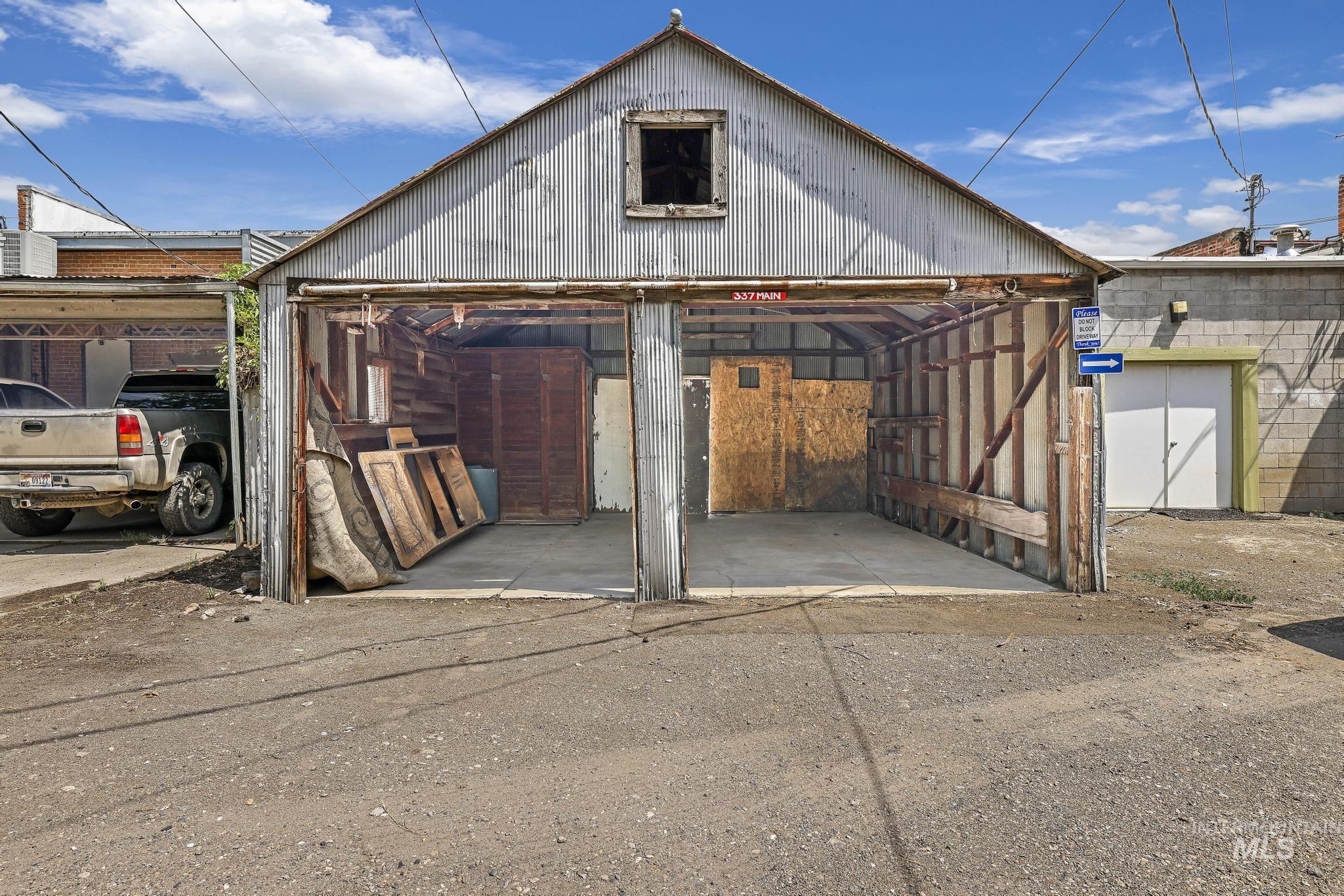 337 Main St, Gooding, Idaho 83330-1302, Business/Commercial For Sale, Price $104,990, 98919932