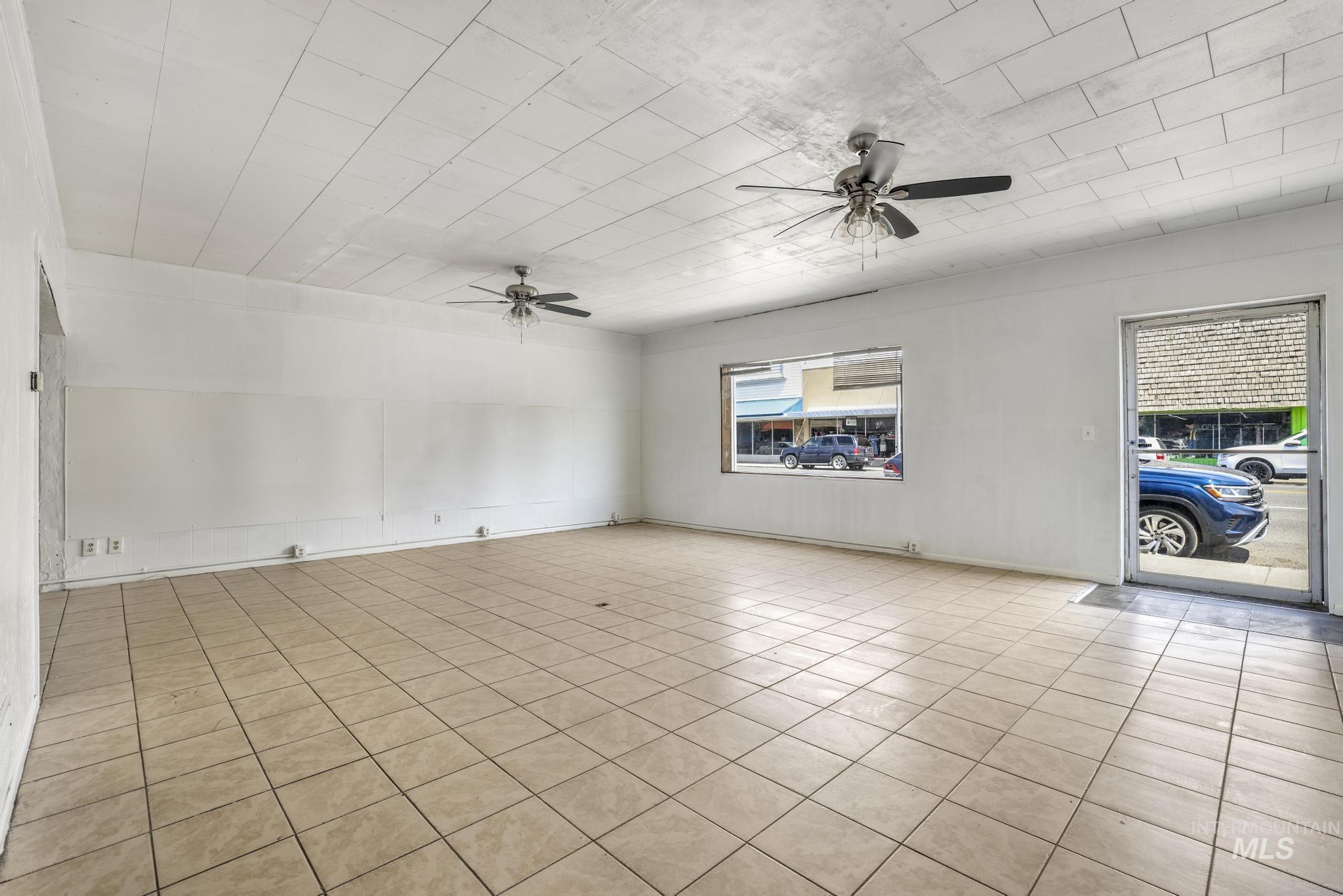 337 Main St, Gooding, Idaho 83330-1302, Business/Commercial For Sale, Price $104,990, 98919932