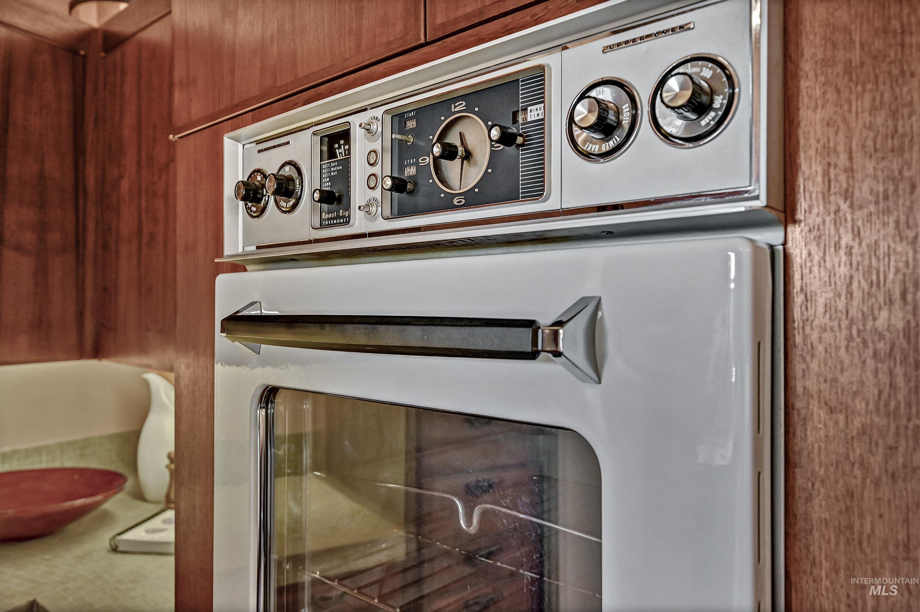 4704 Hillcrest View Dr, Boise, Idaho 83705, 4 Bedrooms, 3.5 Bathrooms, Residential For Sale, Price $2,498,888, 98920103