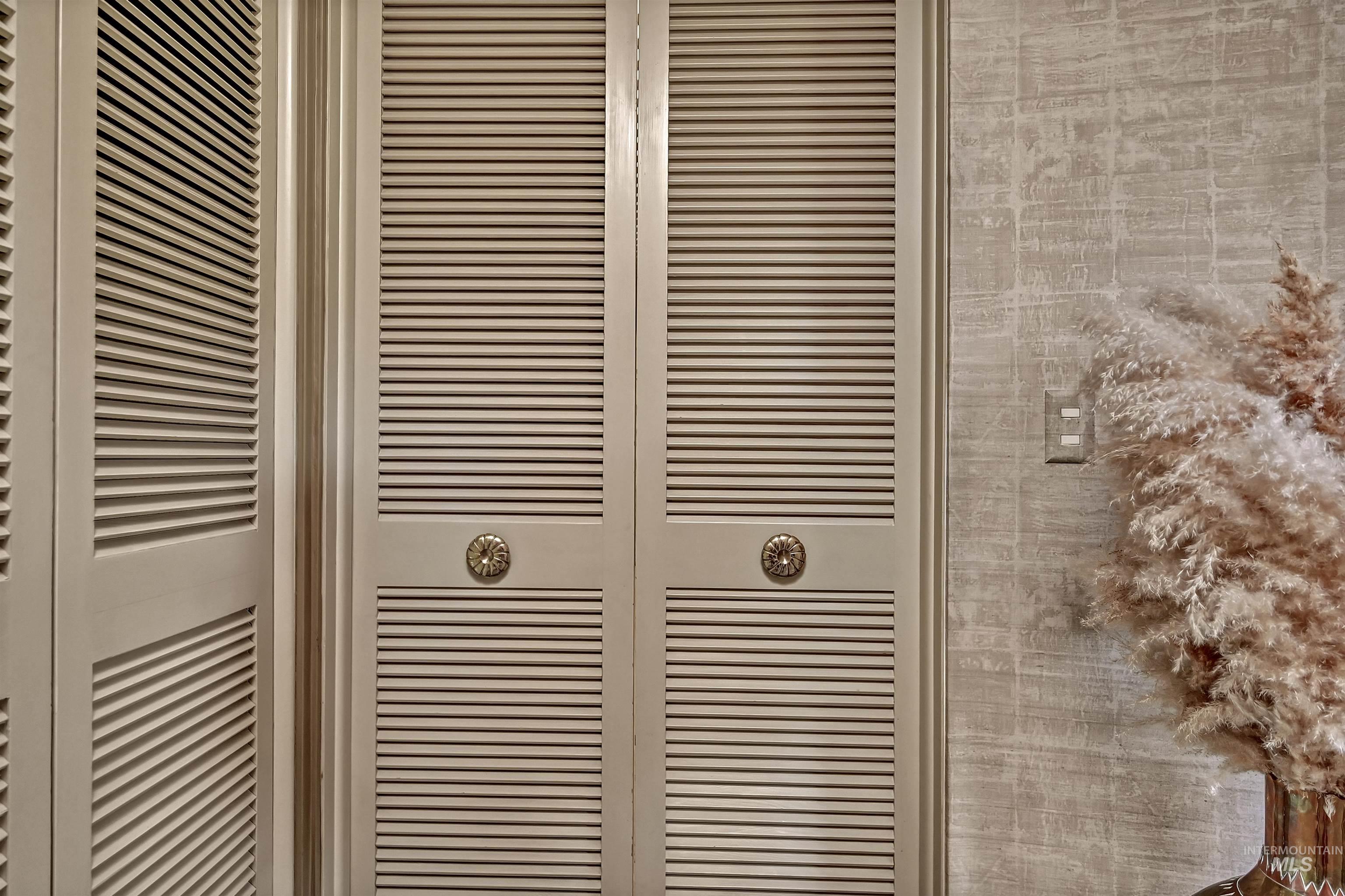 4704 Hillcrest View Dr, Boise, Idaho 83705, 4 Bedrooms, 3.5 Bathrooms, Residential For Sale, Price $2,498,888, 98920103