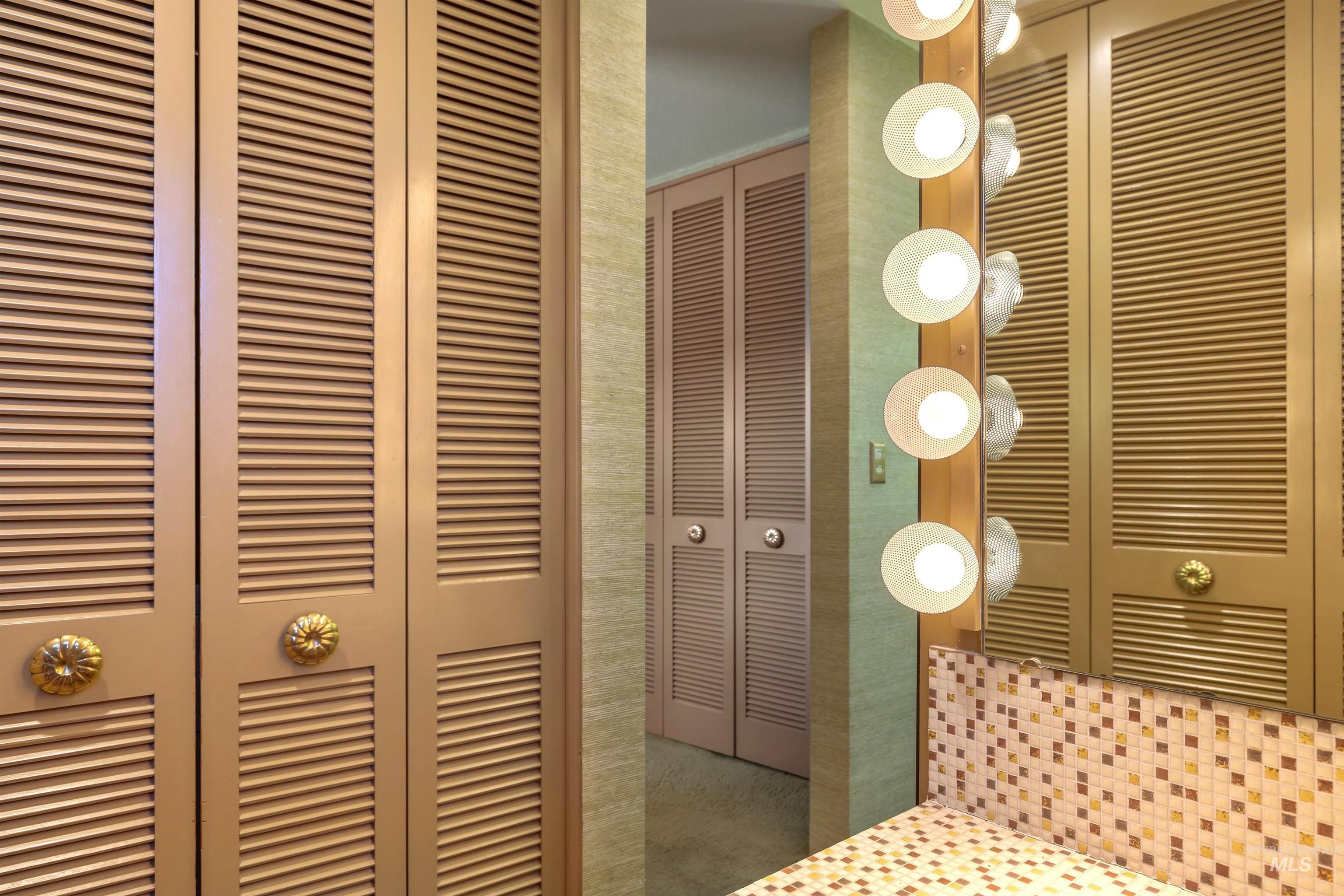 4704 Hillcrest View Dr, Boise, Idaho 83705, 4 Bedrooms, 3.5 Bathrooms, Residential For Sale, Price $2,498,888, 98920103