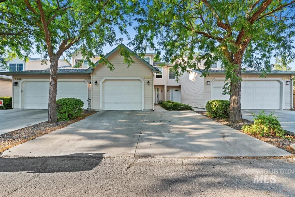7035 Irving Lane, Boise, Idaho 83704, 3 Bedrooms, 2.5 Bathrooms, Residential For Sale, Price $364,900, 98920115