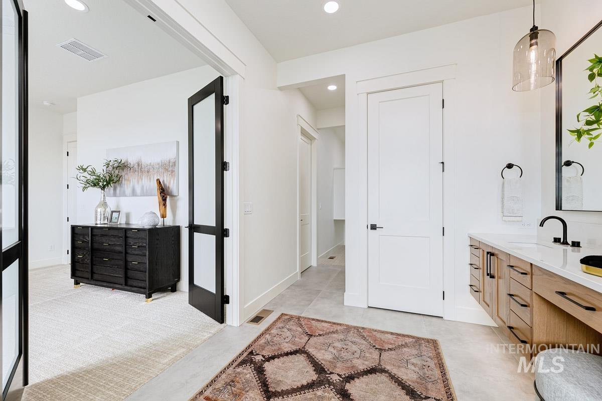 9803 Meadow Park Blvd, Middleton, Idaho 83644, 3 Bedrooms, 3.5 Bathrooms, Residential For Sale, Price $1,599,000, 98920237