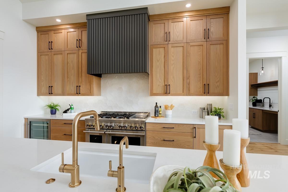 9803 Meadow Park Blvd, Middleton, Idaho 83644, 3 Bedrooms, 3.5 Bathrooms, Residential For Sale, Price $1,599,000, 98920237