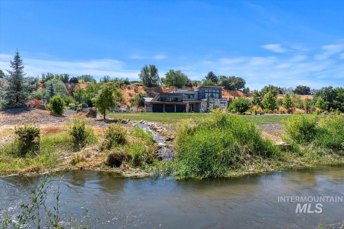 791&780 E Clear Creek Dr., Meridian, Idaho 83646, 5 Bedrooms, 3.5 Bathrooms, Residential For Sale, Price $5,900,000, 98920315