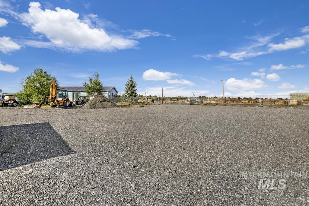 42 N Highway 75, Shoshone, Idaho 83352, Business/Commercial For Sale, Price $1,100,000, 98920414