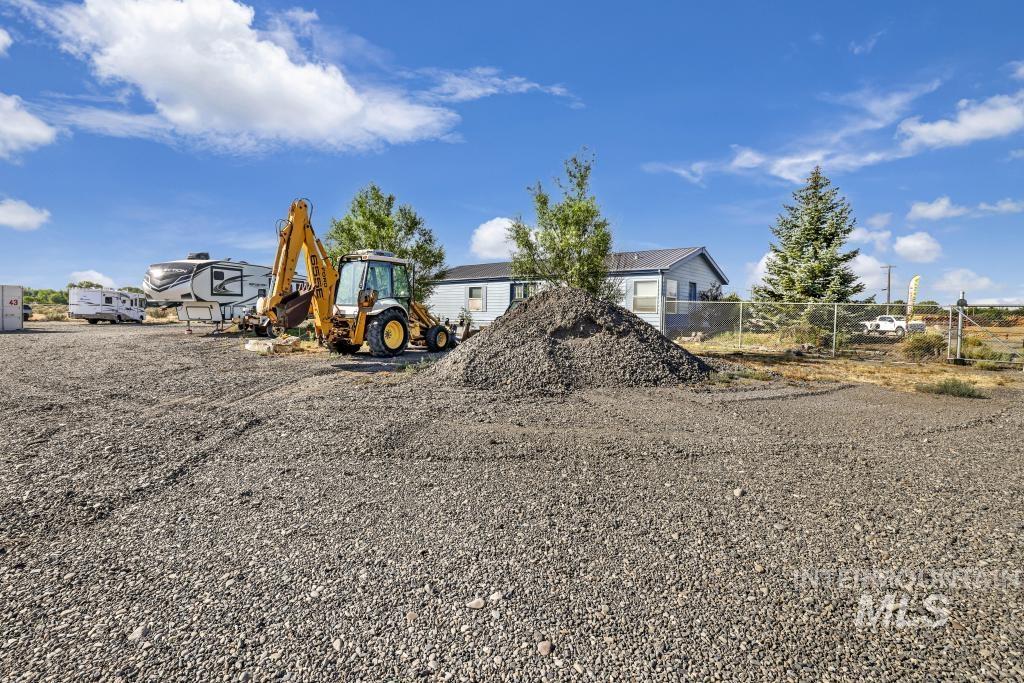 42 N Highway 75, Shoshone, Idaho 83352, Business/Commercial For Sale, Price $1,100,000, 98920414