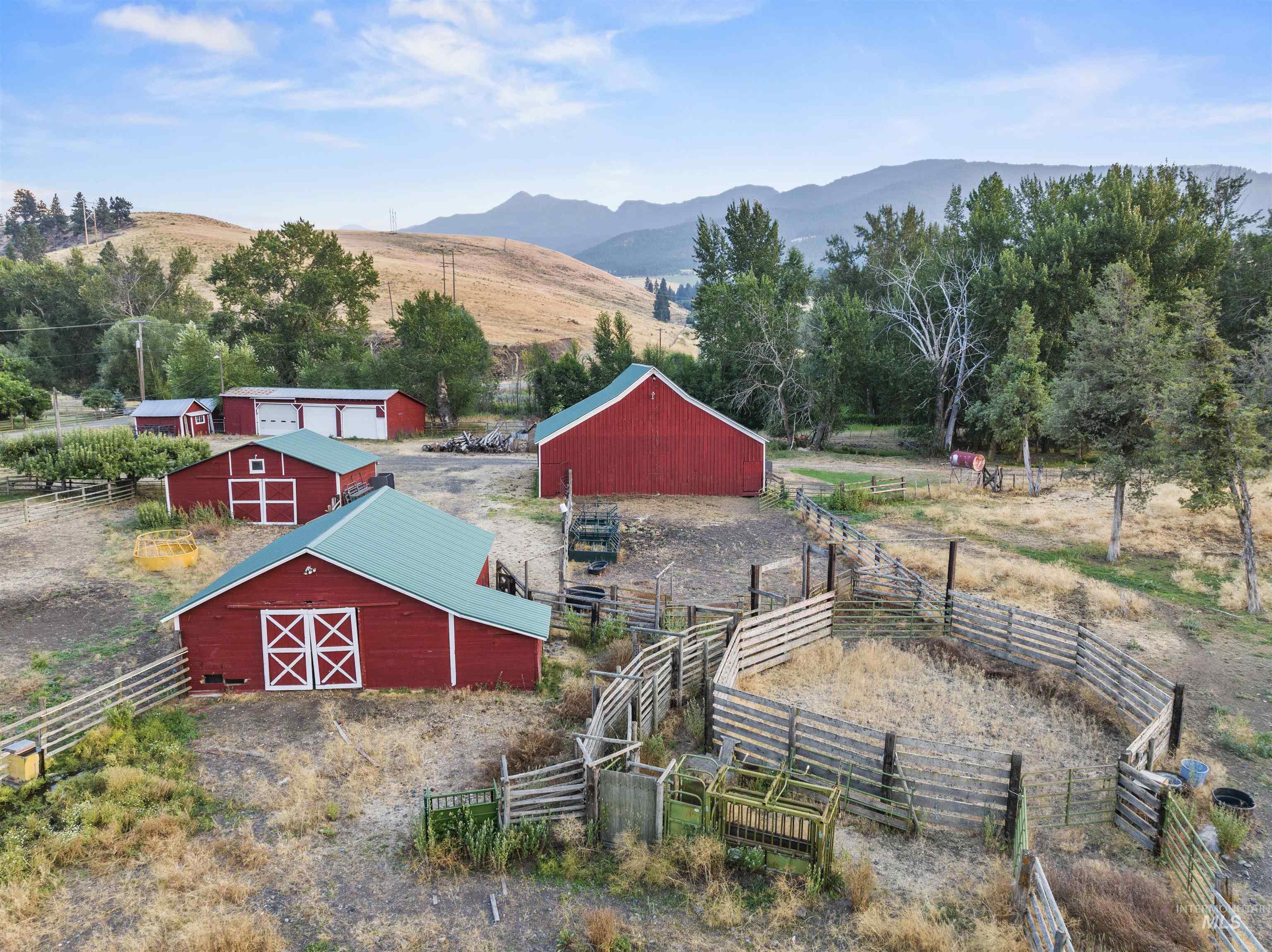 66816 Sunrise Rd., Enterprise, Oregon 97828, 3 Bedrooms, 2 Bathrooms, Farm & Ranch For Sale, Price $1,325,000, 98920463