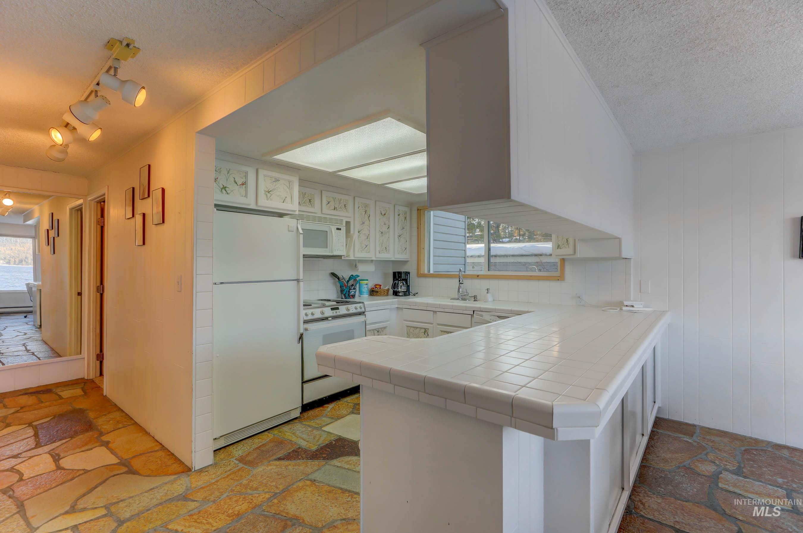 325A W Lake Street, McCall, Idaho 83638, 3 Bedrooms, 2 Bathrooms, Residential For Sale, Price $3,750,000, 98920492