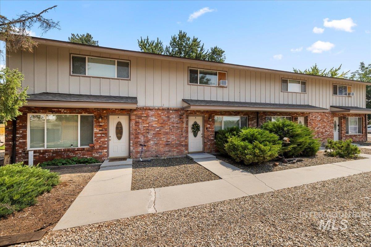 505 E Easy Street, Caldwell, Idaho 83605, 2 Bedrooms, 1.5 Bathrooms, Residential Income For Sale, Price $720,000,MLS 98920509