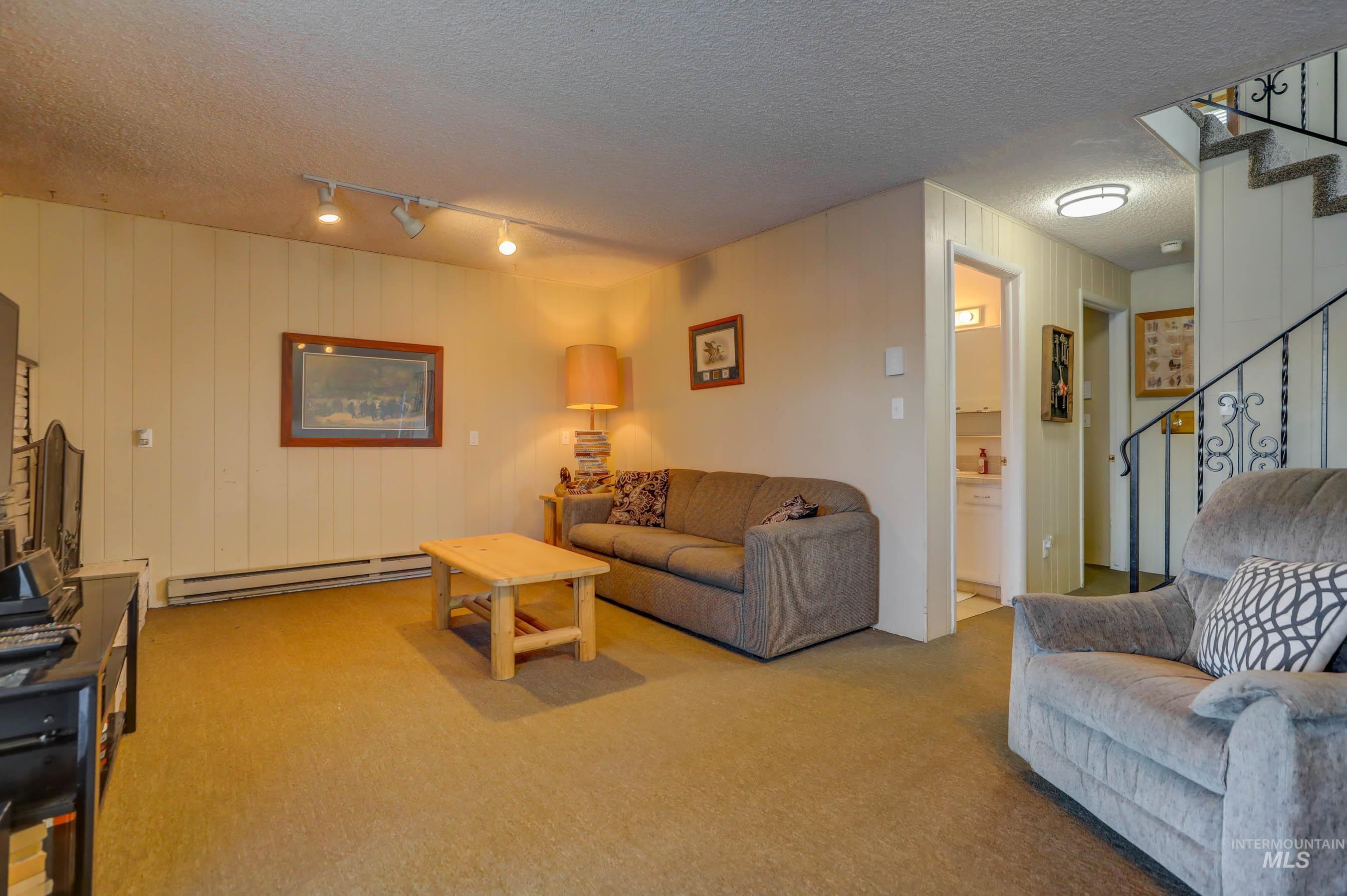 327B W Lake Street, McCall, Idaho 83638, 3 Bedrooms, 2 Bathrooms, Residential For Sale, Price $3,450,000, 98920512