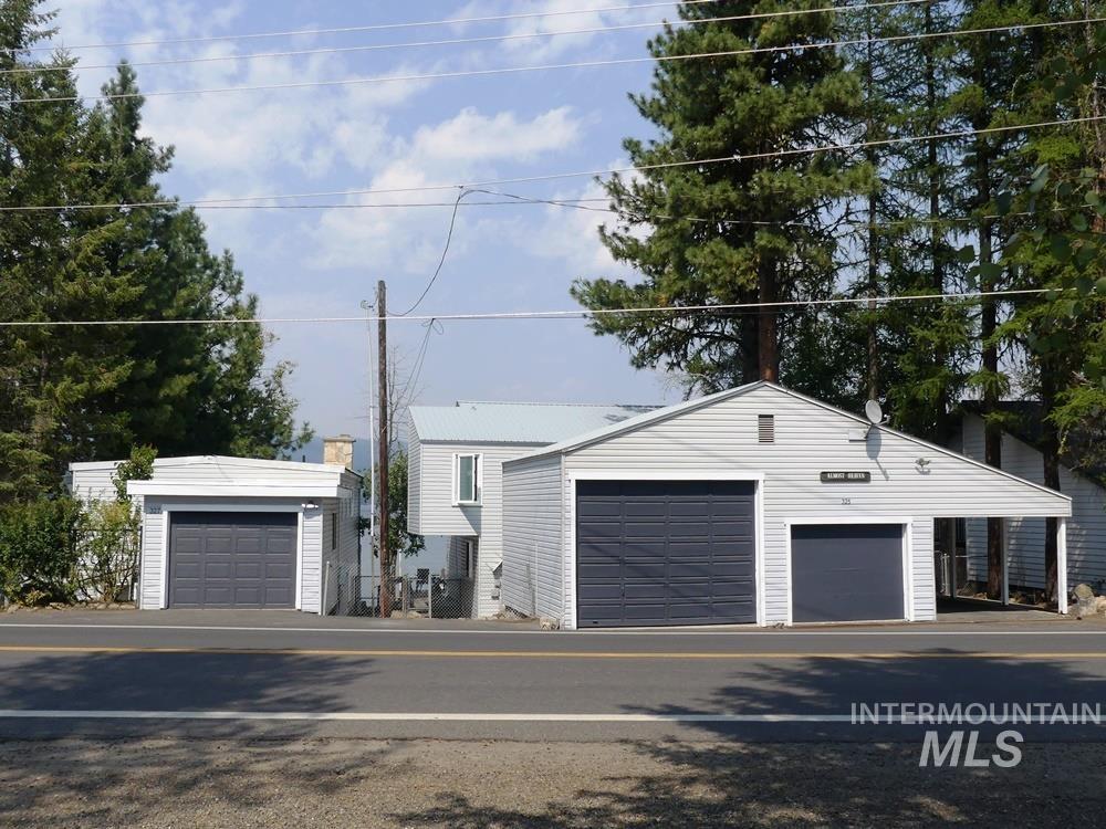 327B W Lake Street, McCall, Idaho 83638, 3 Bedrooms, 2 Bathrooms, Residential For Sale, Price $3,450,000, 98920512