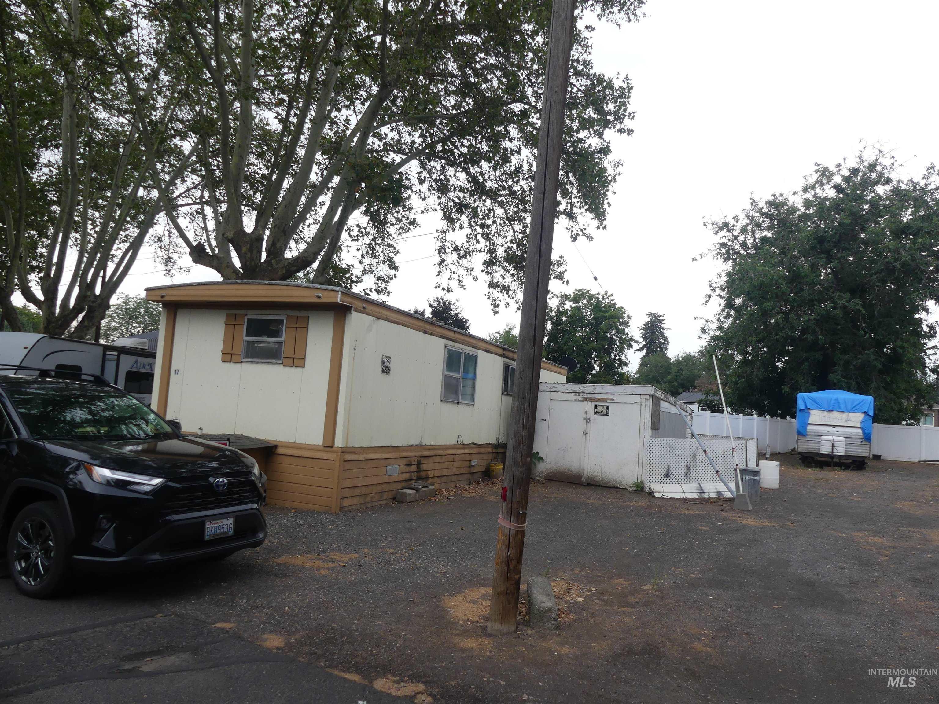 631 Preston Ave, Lewiston, Idaho 83501, 2 Bedrooms, 1 Bathroom, Residential For Sale, Price $20,000, 98920599