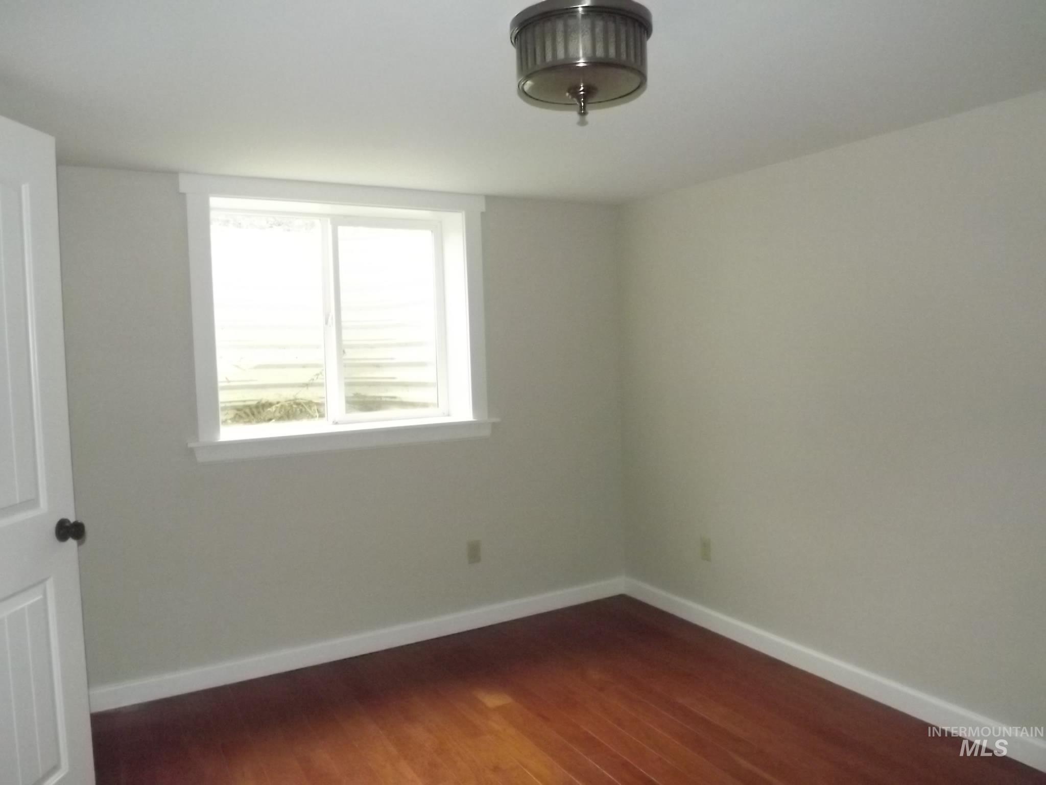 412 4th Avenue, Lewiston, Idaho 83501, 4 Bedrooms, 2 Bathrooms, Residential For Sale, Price $399,500, 98920611