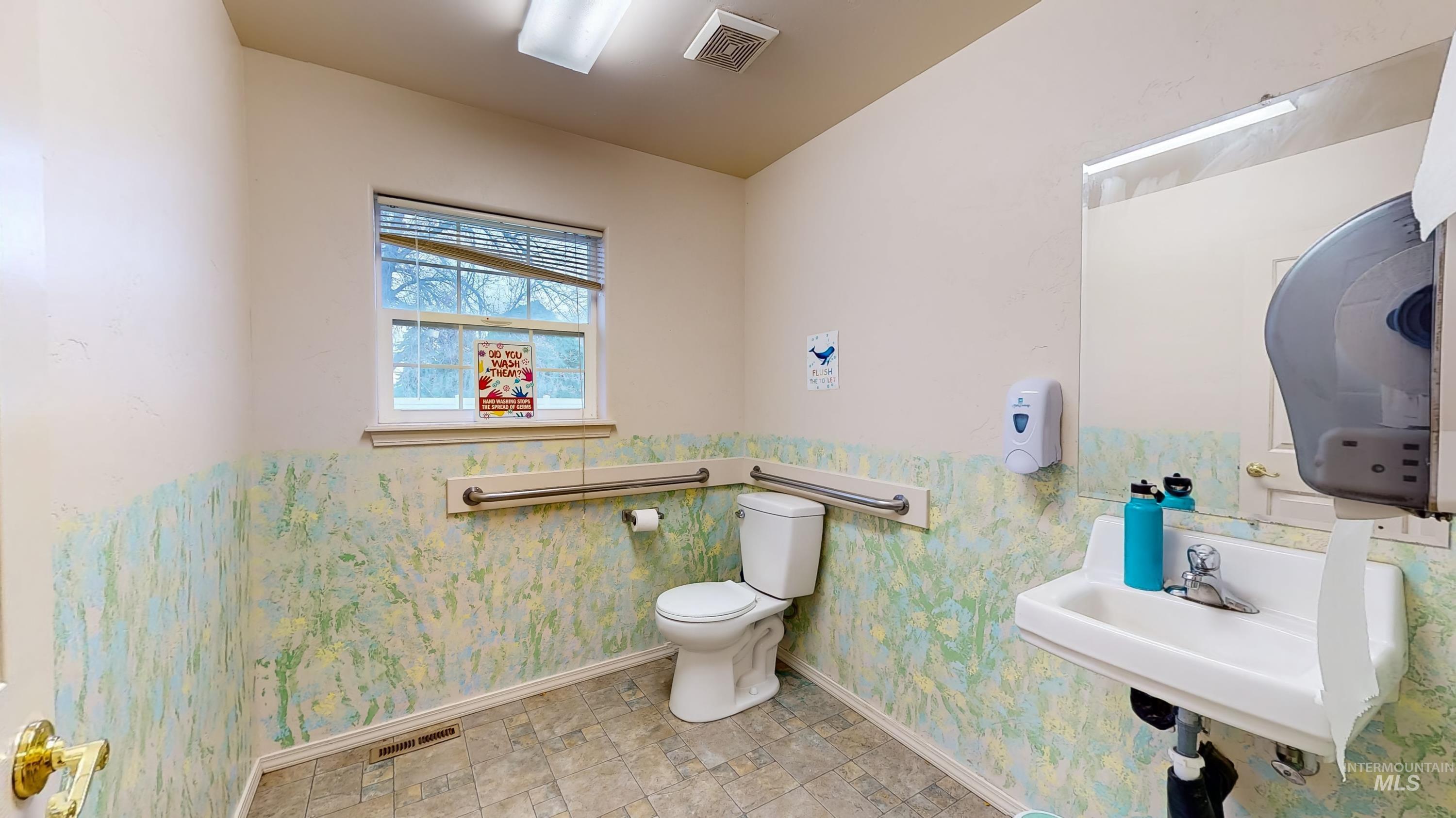 163 Aspenwood Drive, Twin Falls, Idaho 83301, Business/Commercial For Sale, Price $539,900, 98920738