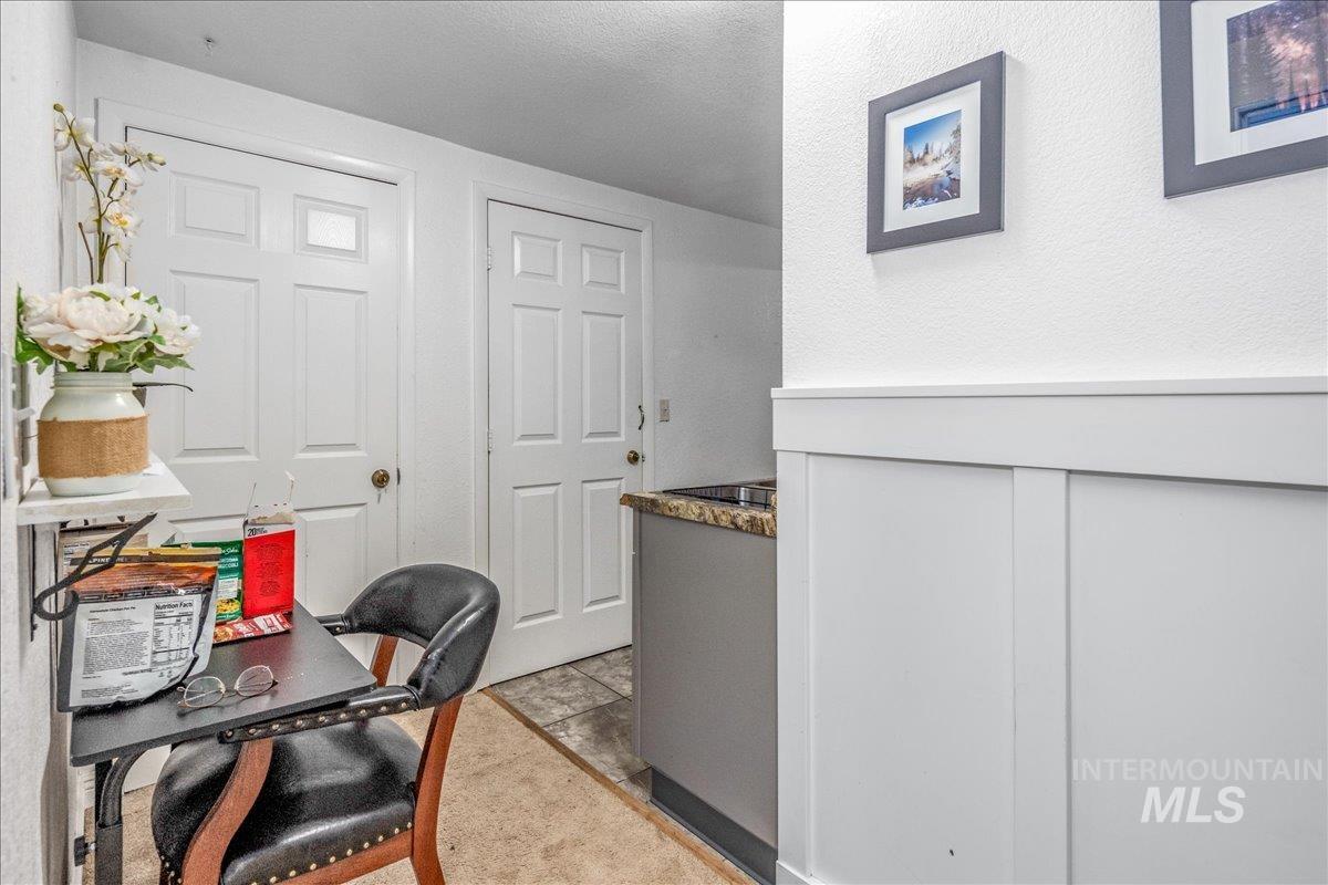 2322 W Targee Street, Boise, Idaho 83705-5174, 2 Bedrooms, 1 Bathroom, Residential Income For Sale, Price $1,250,000, 98920807