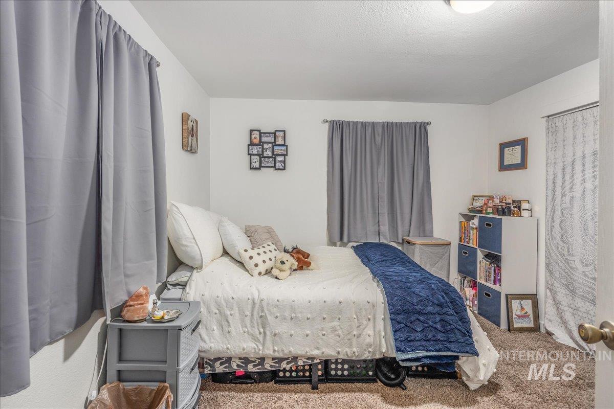 2322 W Targee Street, Boise, Idaho 83705-5174, 2 Bedrooms, 1 Bathroom, Residential Income For Sale, Price $1,250,000, 98920807