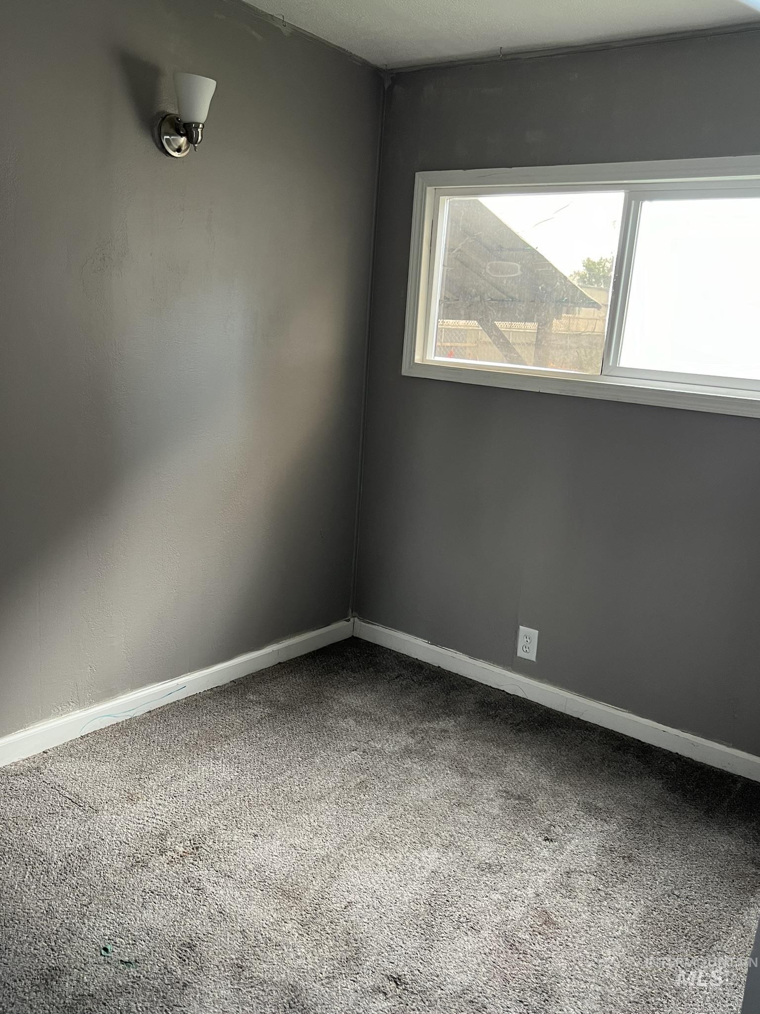 415 E 44th St, Garden City, Idaho 83714, 2 Bedrooms, 1 Bathroom, Residential For Sale, Price $45,000, 98920888