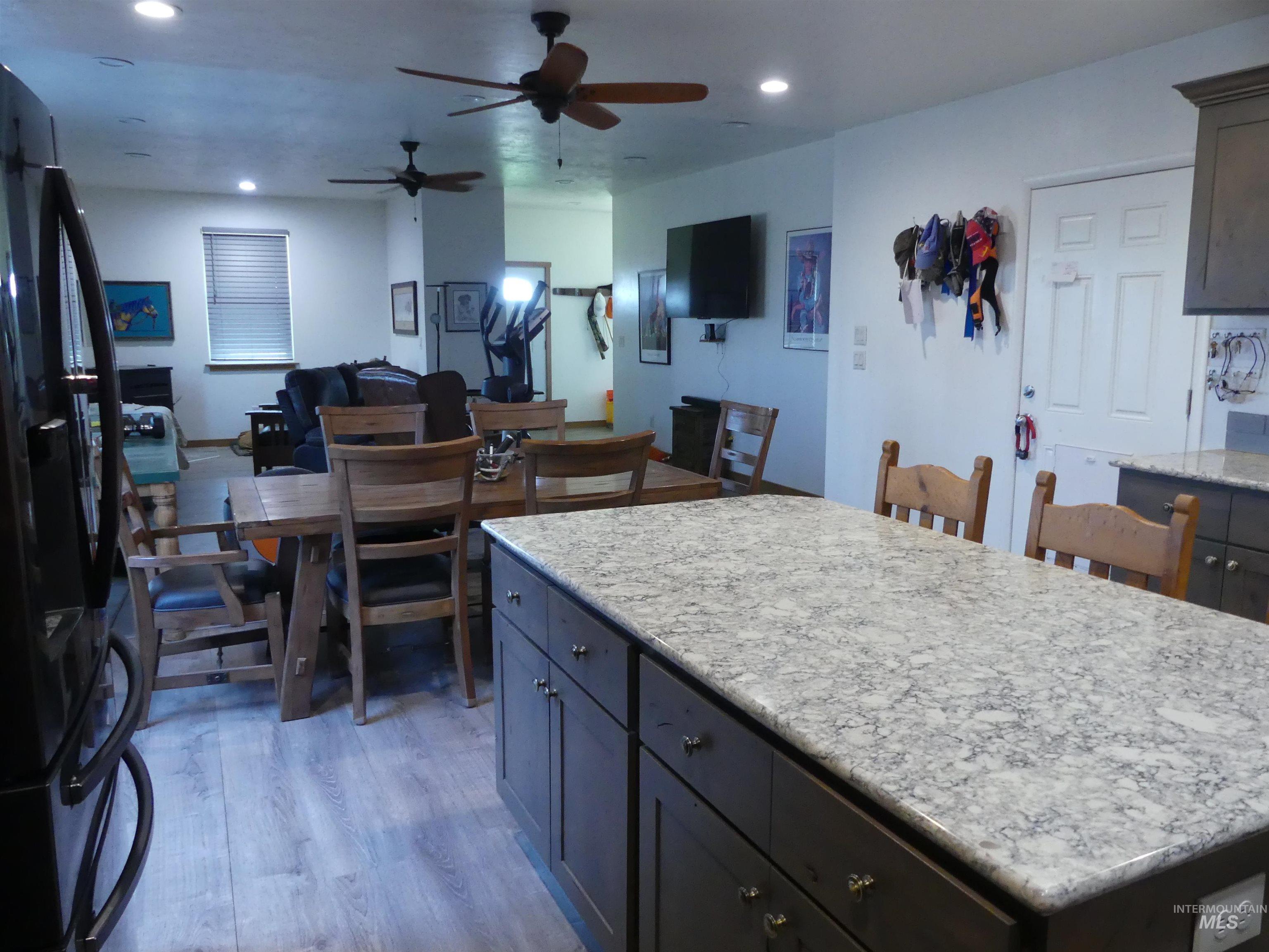 2193 Apple Lane, Mesa, Idaho 83643-5009, 2 Bedrooms, 2.5 Bathrooms, Farm & Ranch For Sale, Price $800,000, 98920964