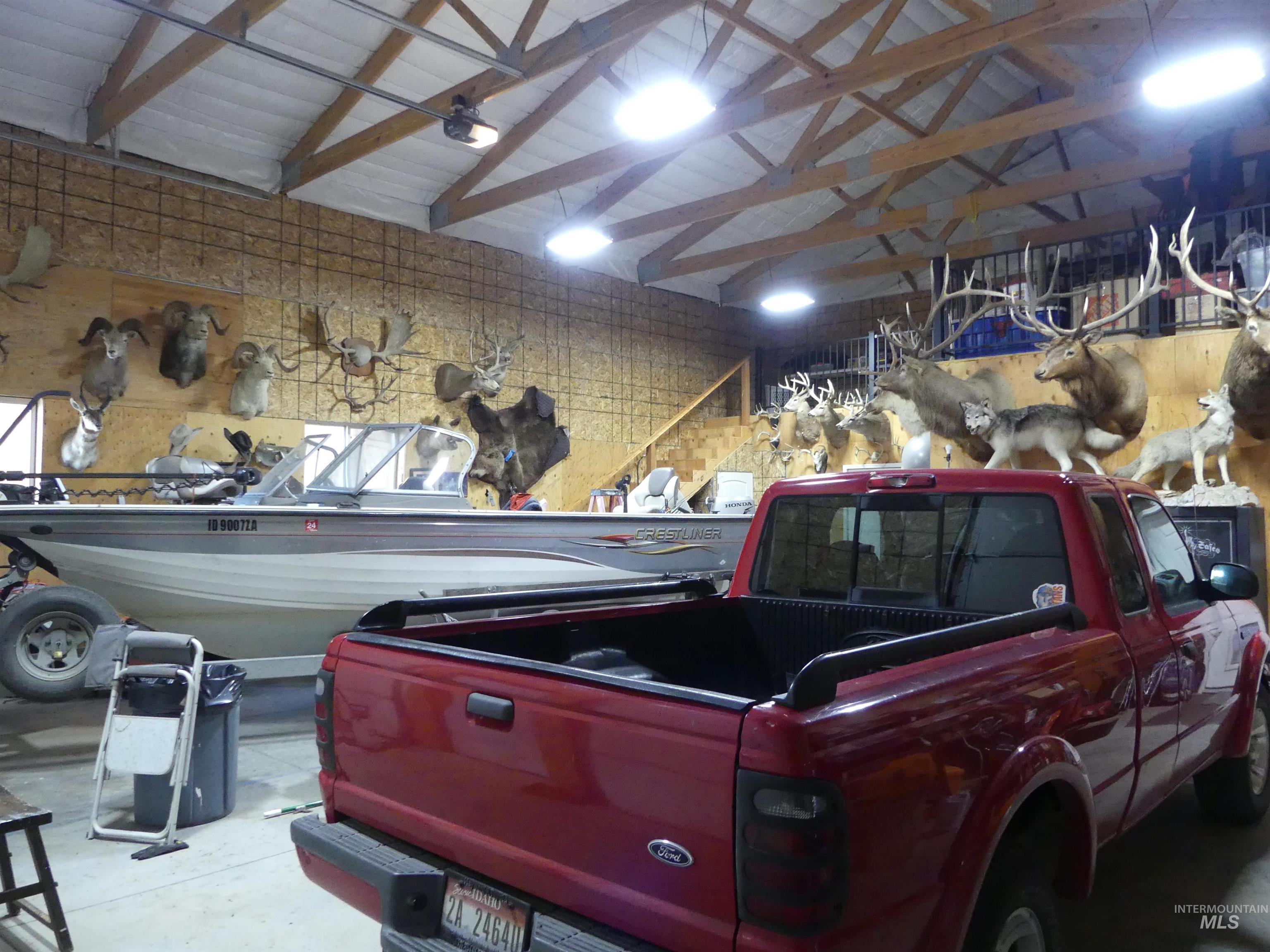 2193 Apple Lane, Mesa, Idaho 83643-5009, 2 Bedrooms, 2.5 Bathrooms, Farm & Ranch For Sale, Price $800,000, 98920964