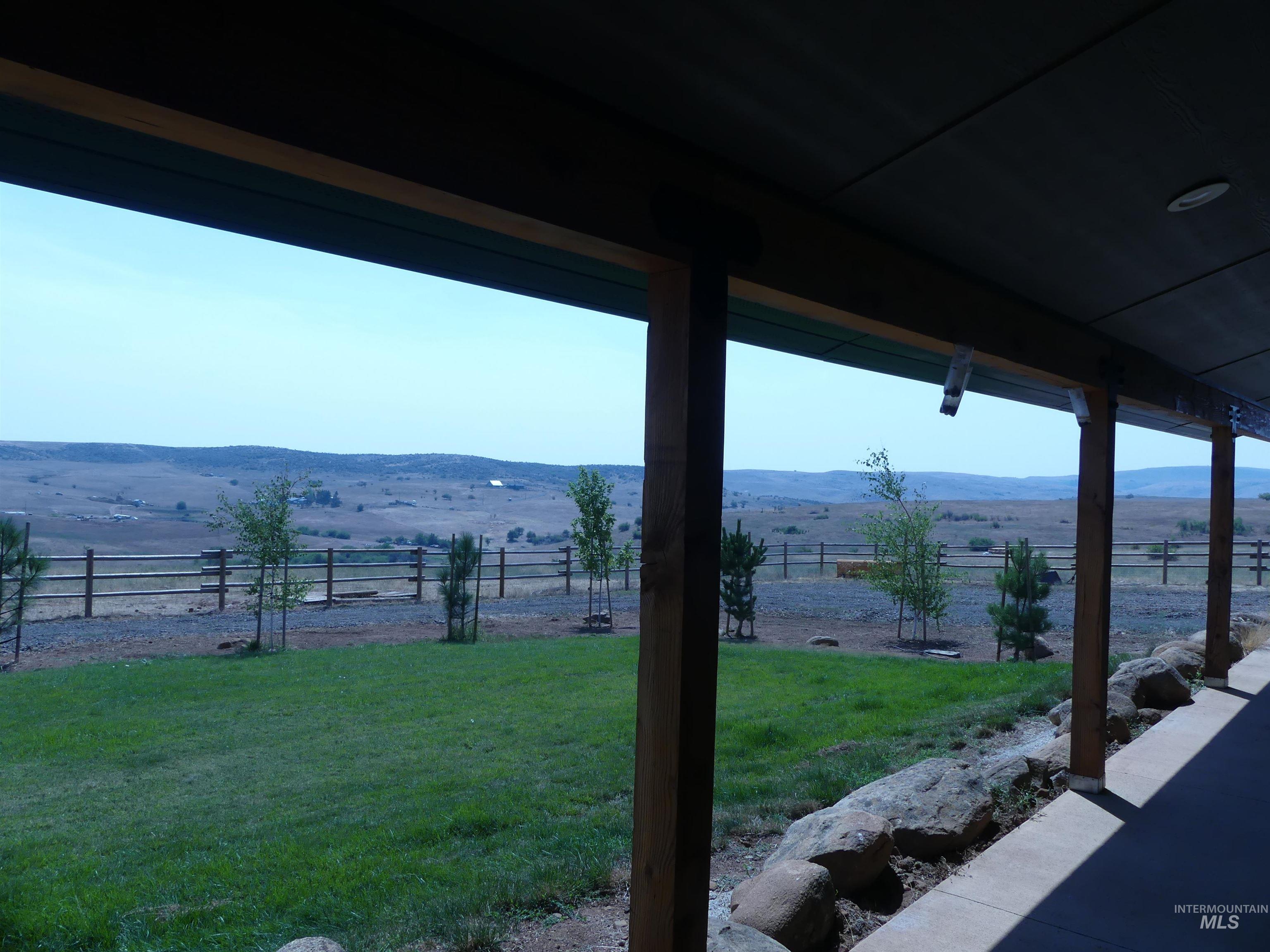 2193 Apple Lane, Mesa, Idaho 83643-5009, 2 Bedrooms, 2.5 Bathrooms, Farm & Ranch For Sale, Price $800,000, 98920964