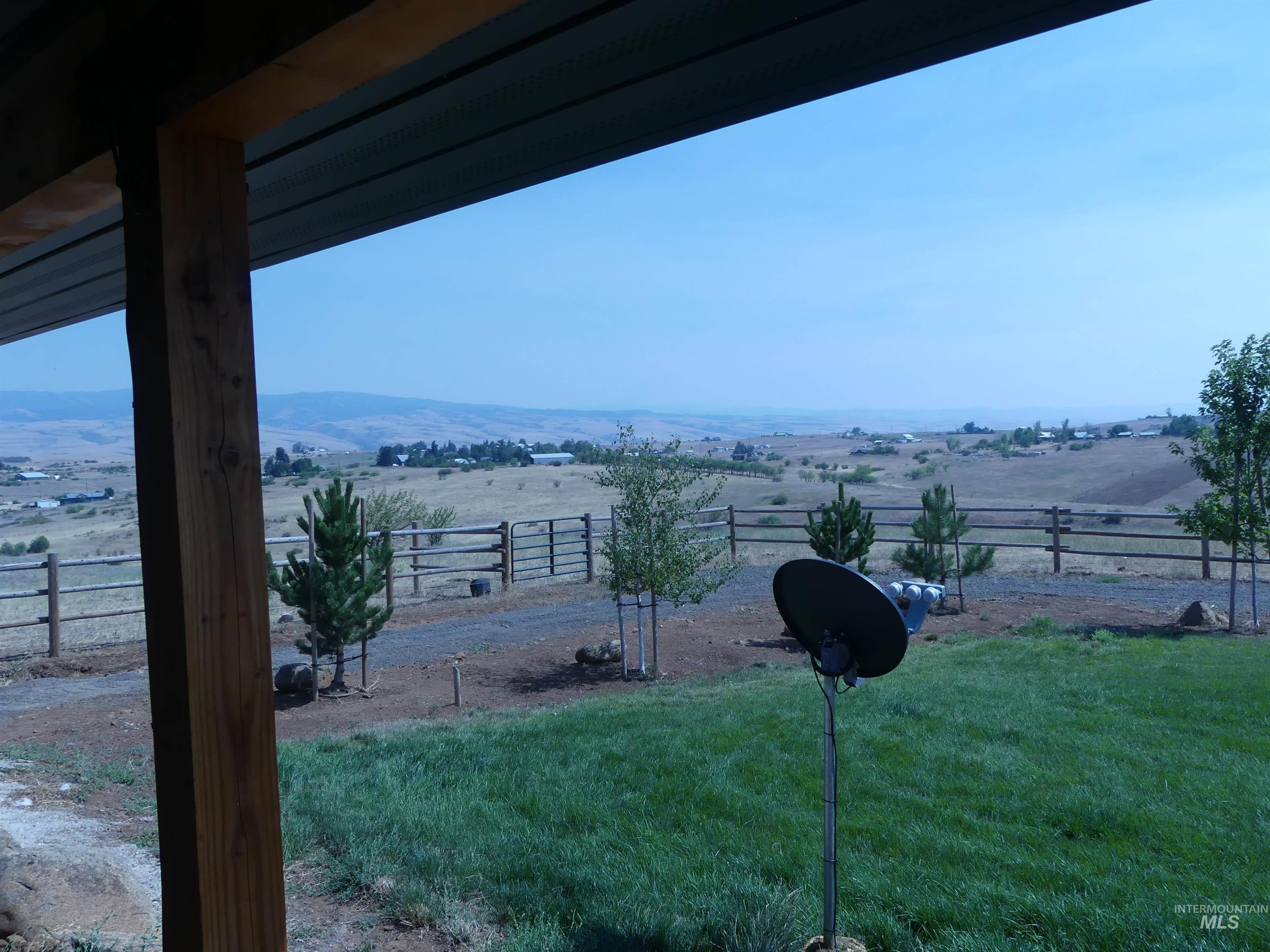 2193 Apple Lane, Mesa, Idaho 83643-5009, 2 Bedrooms, 2.5 Bathrooms, Farm & Ranch For Sale, Price $800,000, 98920964