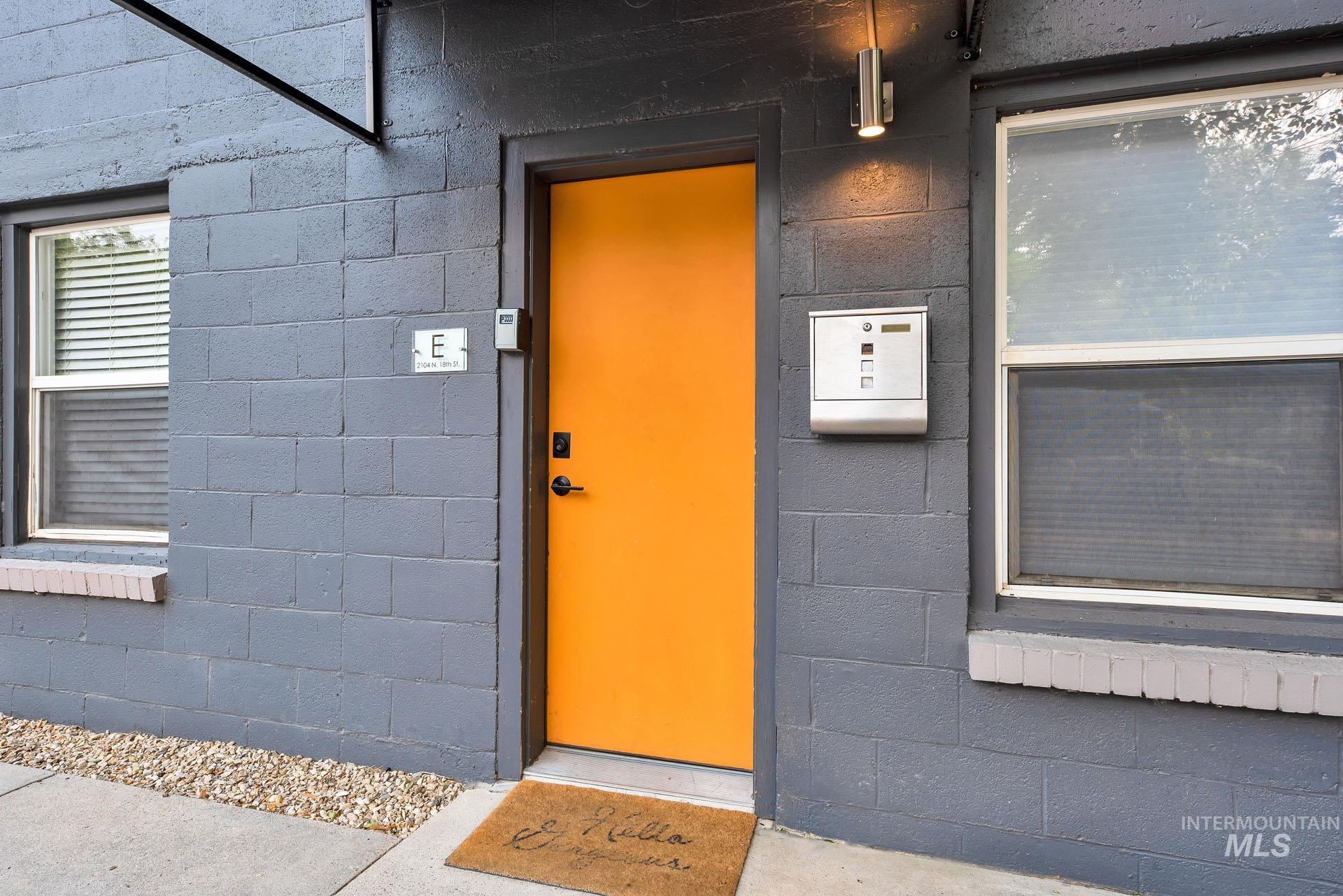 2104 N 18th Street, Boise, Idaho 83702, 1 Bedroom, 1 Bathroom, Residential Income For Sale, Price $1,315,000, 98921018