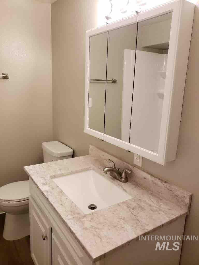 393-399 S White Cloud Dr, Boise, Idaho 83709, 1 Bedroom, 1 Bathroom, Residential Income For Sale, Price $958,000, 98921186