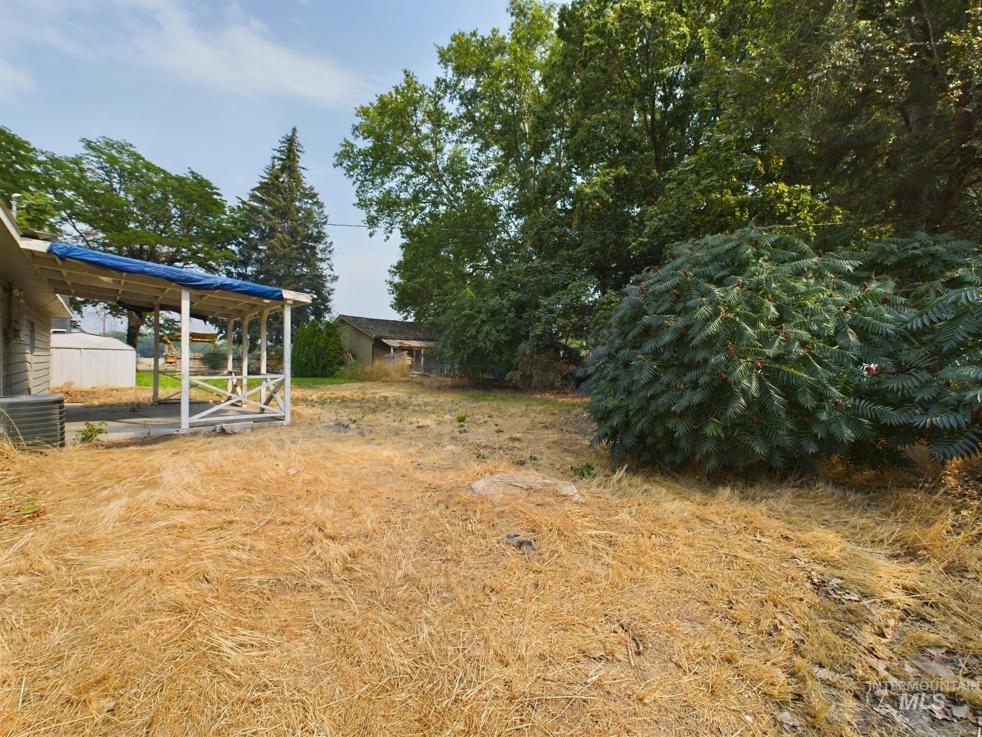 1416 E Ash St, Caldwell, Idaho 83605, 3 Bedrooms, 2 Bathrooms, Residential Income For Sale, Price $340,000, 98921196