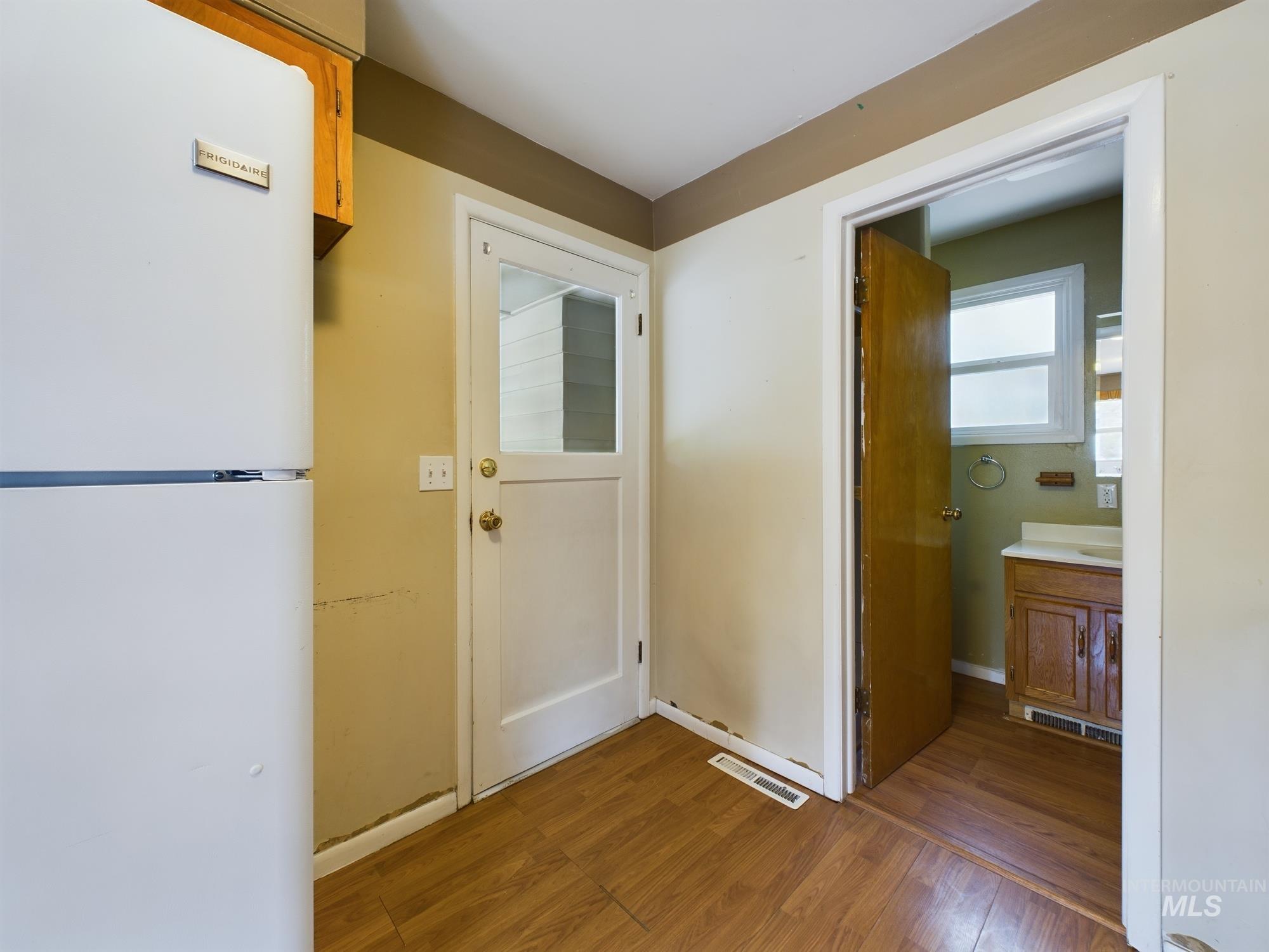 1416 E Ash St, Caldwell, Idaho 83605, 3 Bedrooms, 2 Bathrooms, Residential Income For Sale, Price $340,000, 98921196
