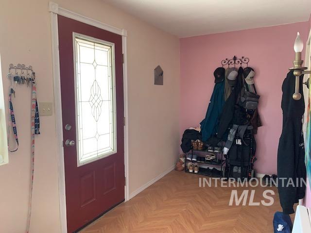 405 E Ellis Street, Paul, Idaho 83347, 5 Bedrooms, 2 Rooms, Business/Commercial For Sale, Price $299,000, 98921436