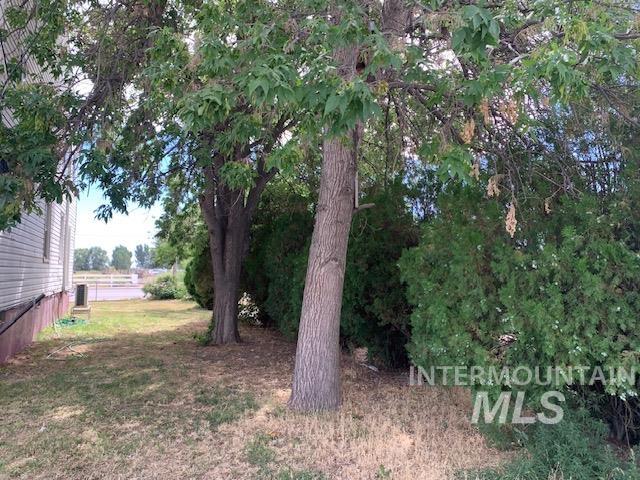 405 E Ellis Street, Paul, Idaho 83347, 5 Bedrooms, 2 Rooms, Business/Commercial For Sale, Price $299,000, 98921436