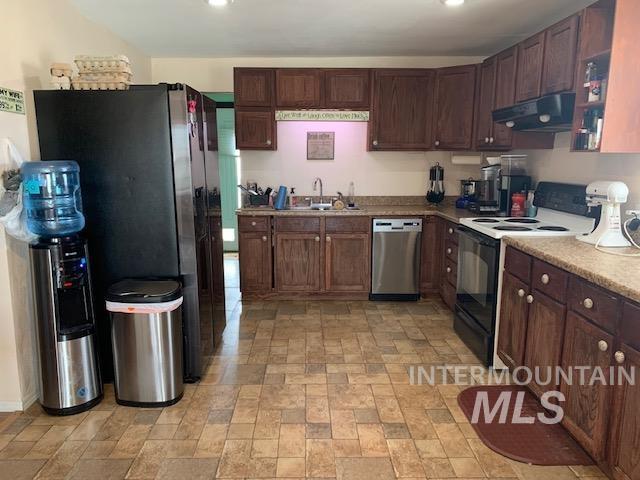 405 E Ellis Street, Paul, Idaho 83347, 5 Bedrooms, 2 Rooms, Business/Commercial For Sale, Price $299,000, 98921436