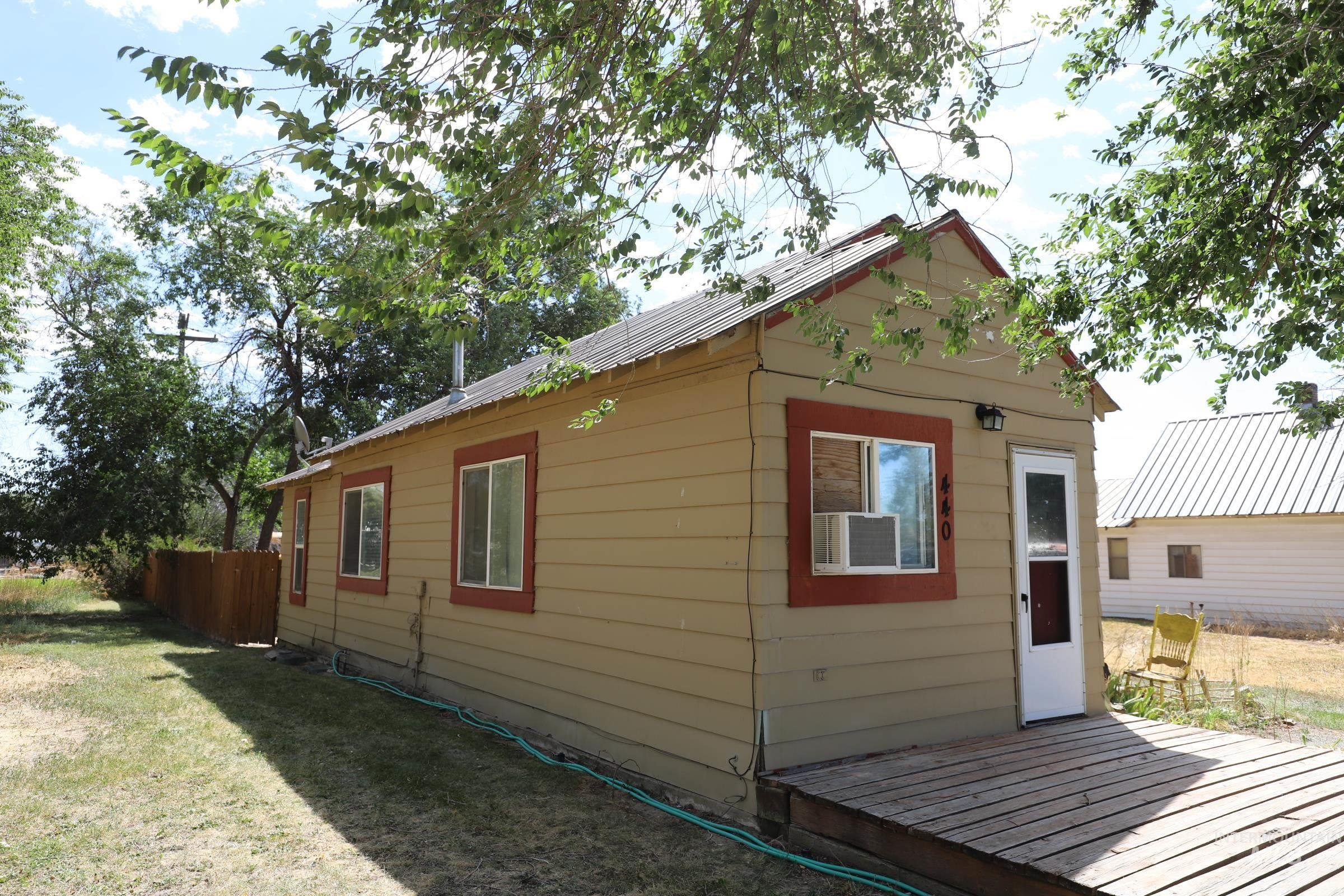 440 North Main Street, Richfield, Idaho 83349, 2 Bedrooms, 1 Bathroom, Residential For Sale, Price $149,900,MLS 98921473