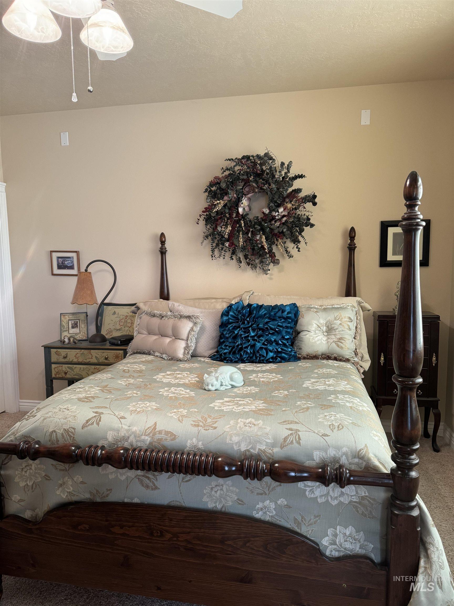 858 S Beaver Creek Way, Emmett, Idaho 83617, 3 Bedrooms, 2 Bathrooms, Residential For Sale, Price $359,500,MLS 98921536