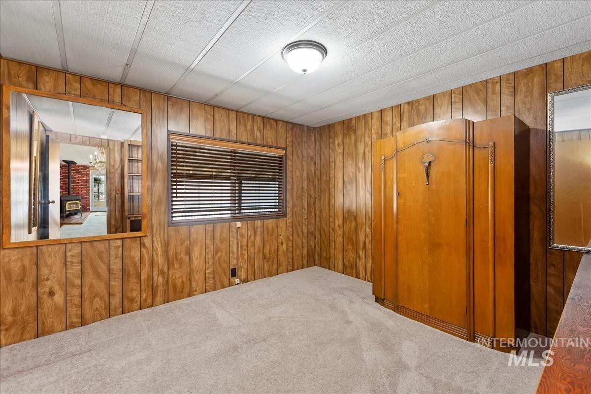 397 Silver City Dr., Boise, Idaho 83713, 3 Bedrooms, 2 Bathrooms, Residential For Sale, Price $174,900,MLS 98921580